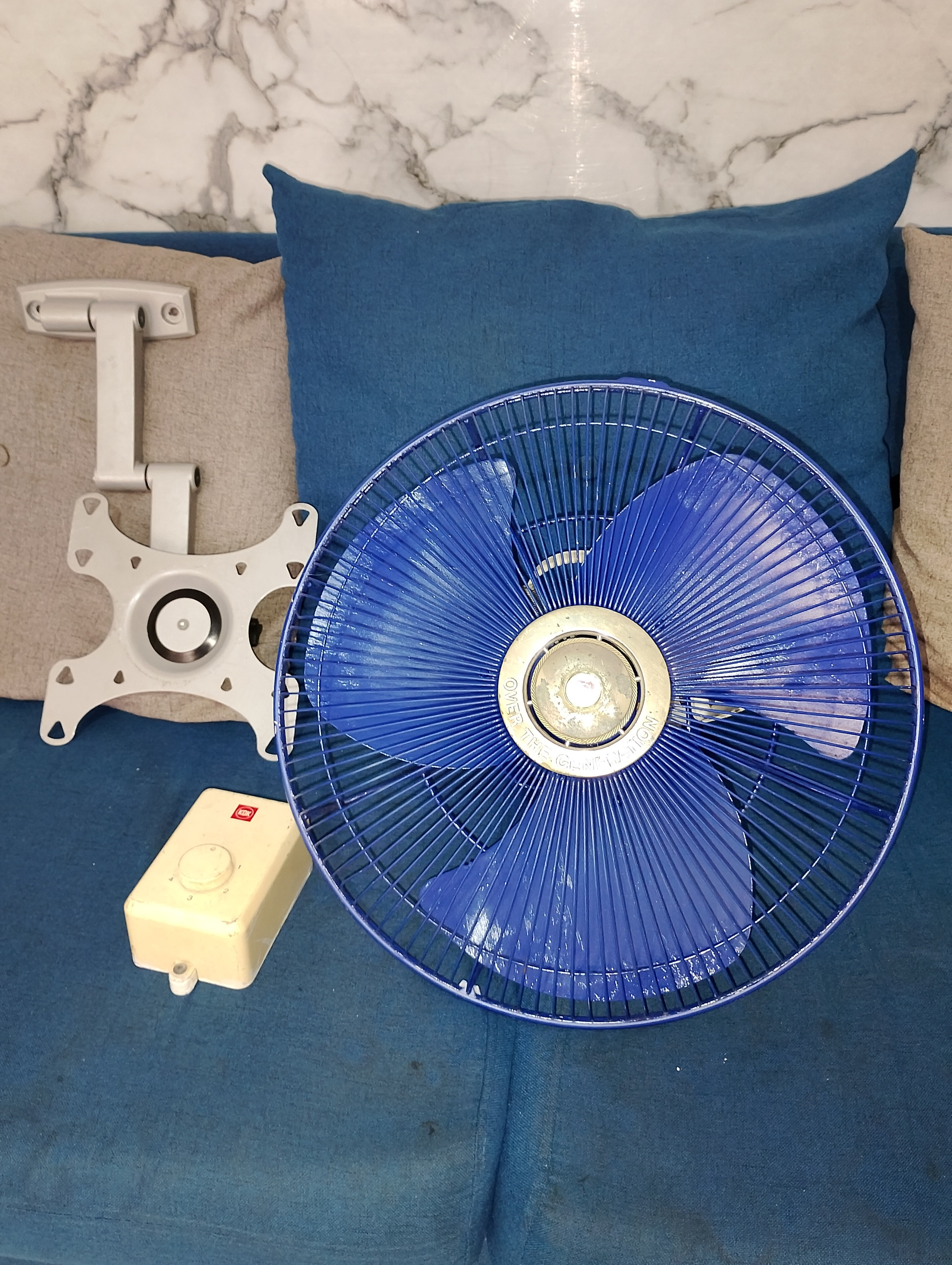 aires acondicionados y abanicos - abanico de techo orbital KDK $2,800 
