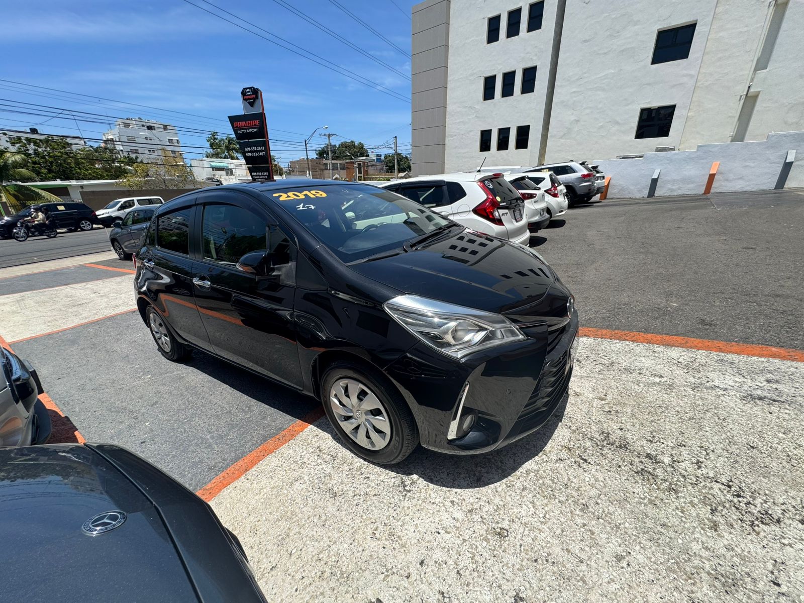 carros - Toyota Vitz 2019 1