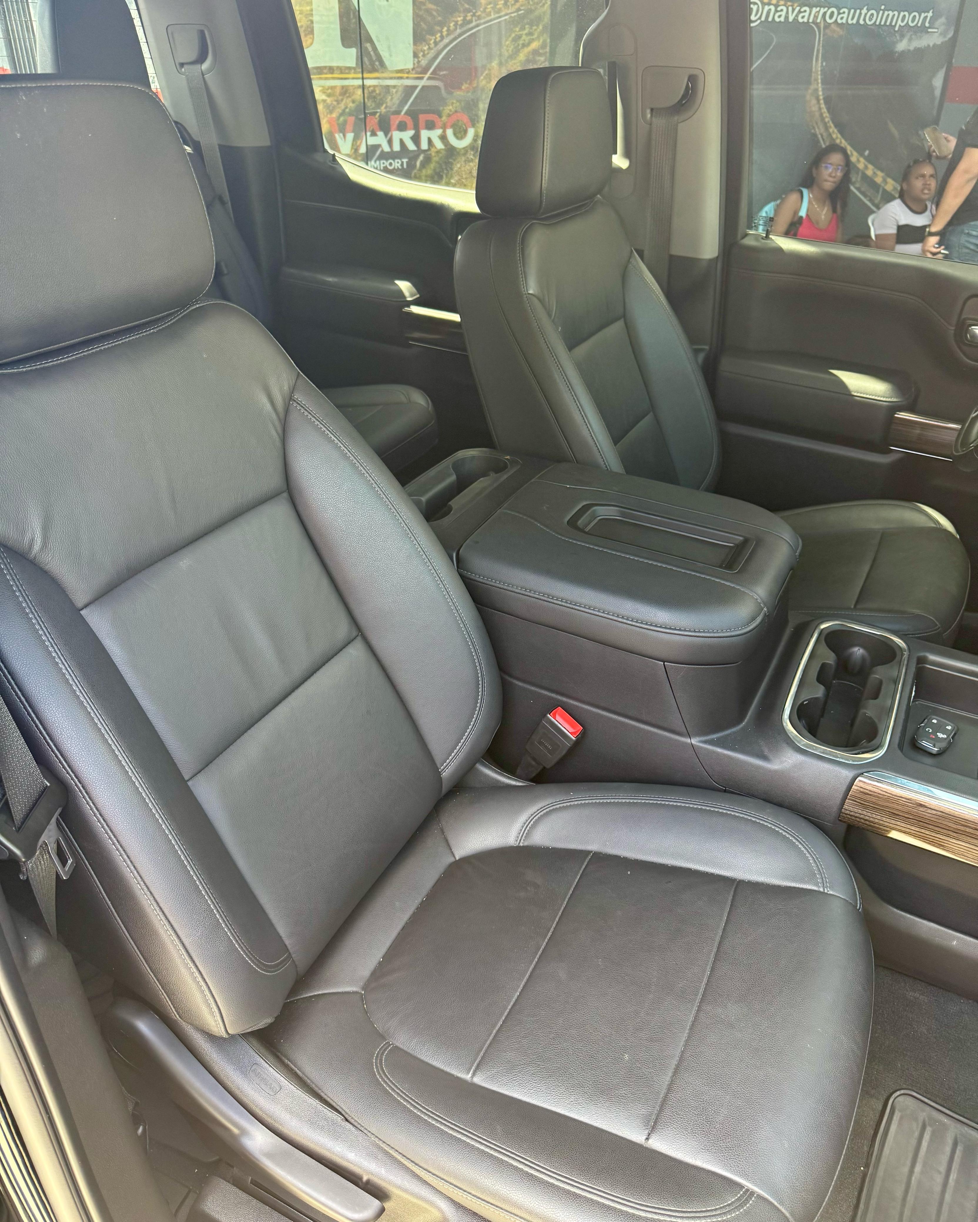 jeepetas y camionetas - CHEVROLET SILVERADO RST DURAMAX 2021  4