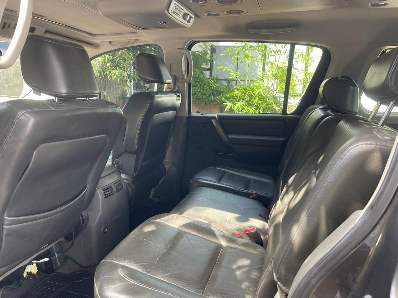 jeepetas y camionetas - Nissan Armada SE 2005 8