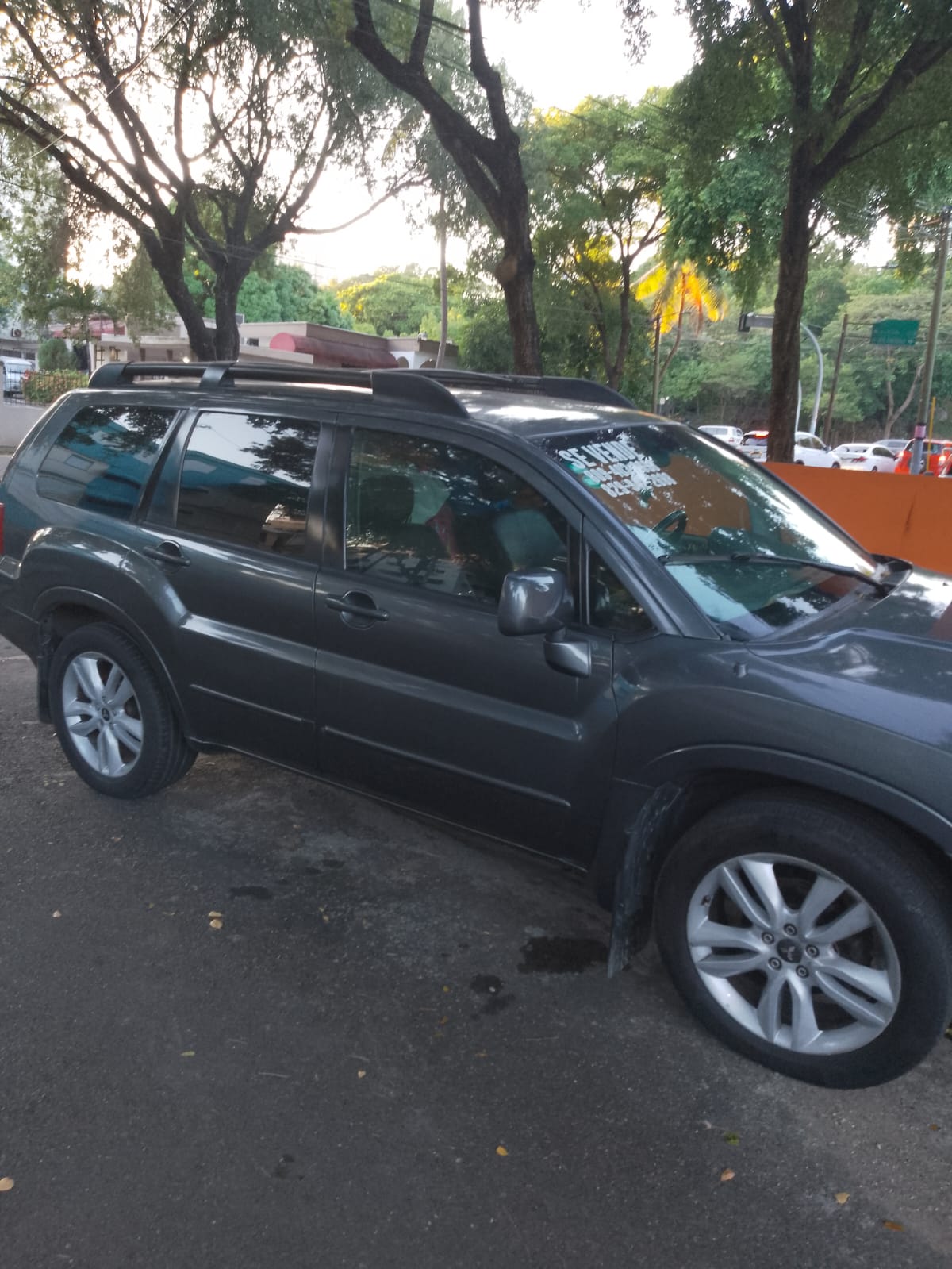 jeepetas y camionetas - mitubishi endeavor 3