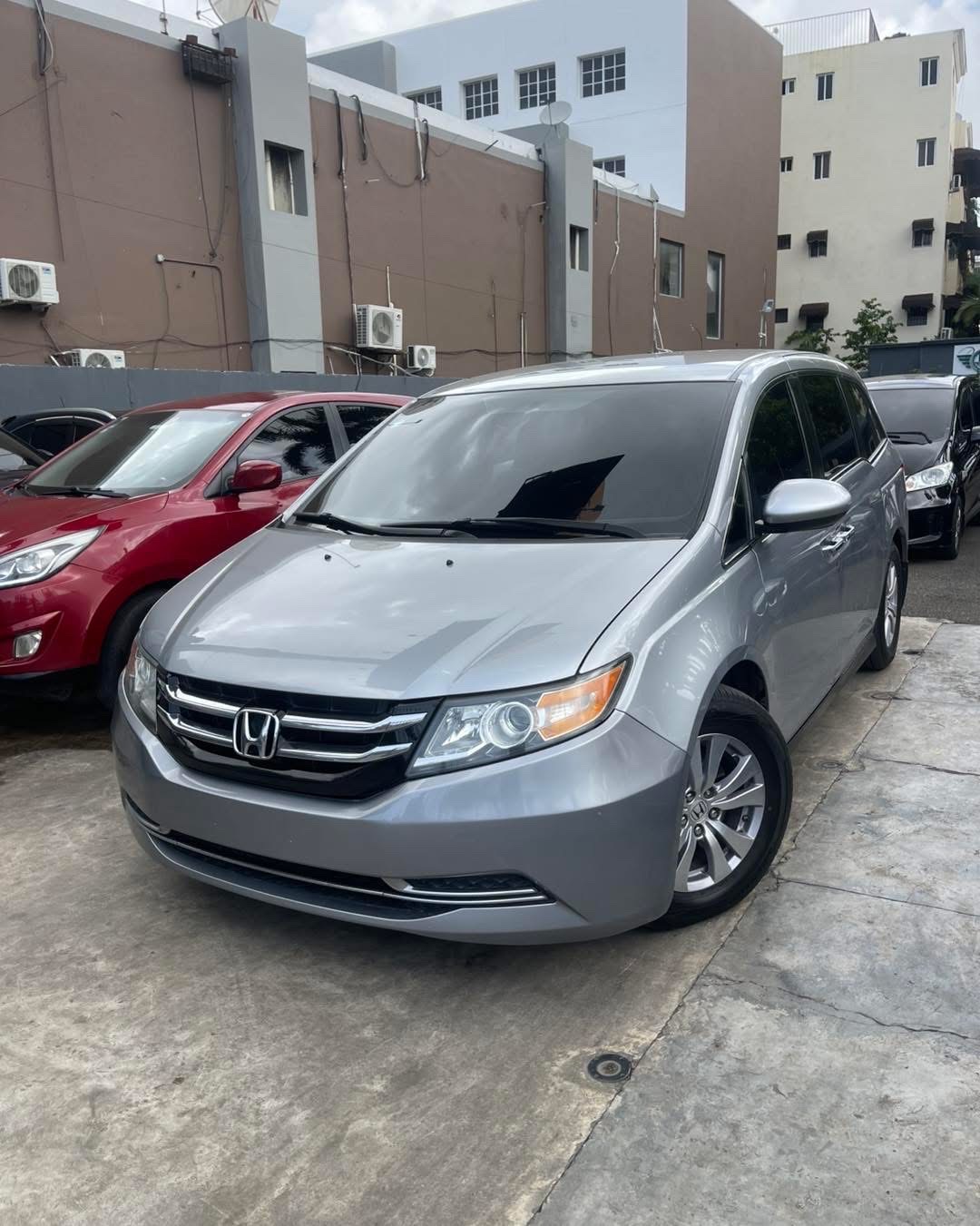 jeepetas y camionetas - HONDA ODYSSEY SPECIAL EDITION 2016 3