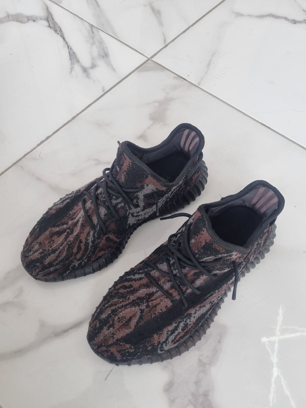 zapatos para hombre - 🔥YEEZY 350 V2 MX ROCK EN OFERTA🔥(Únicos dueños) 1