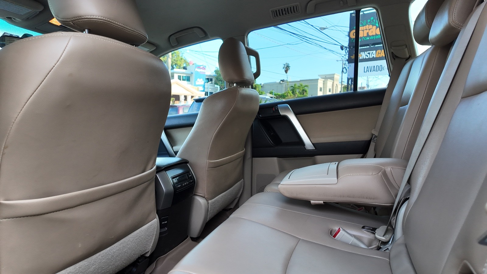 jeepetas y camionetas - TOYOTA LAND CRUISER PRADO TXL 2013 1
