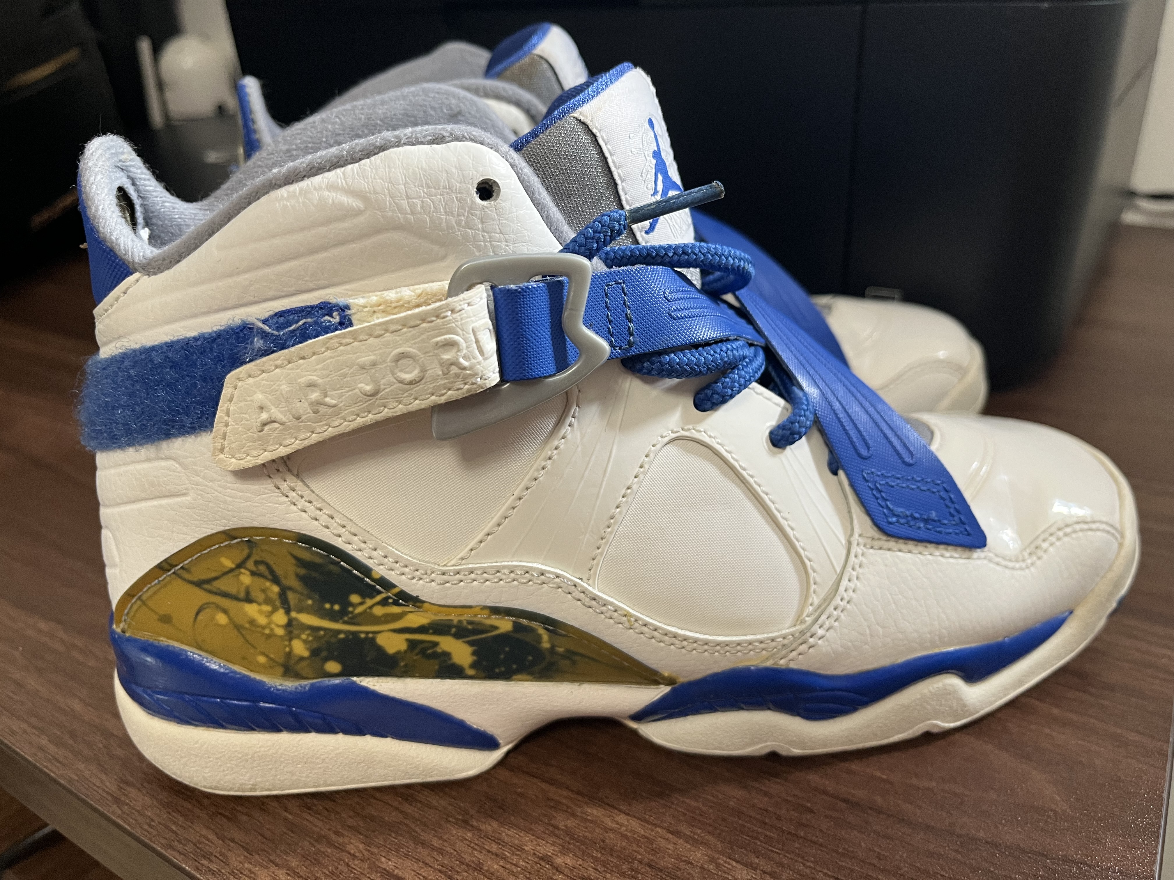 zapatos para hombre - Vendo tenis de niños size  5.Y y 4.5Y 4