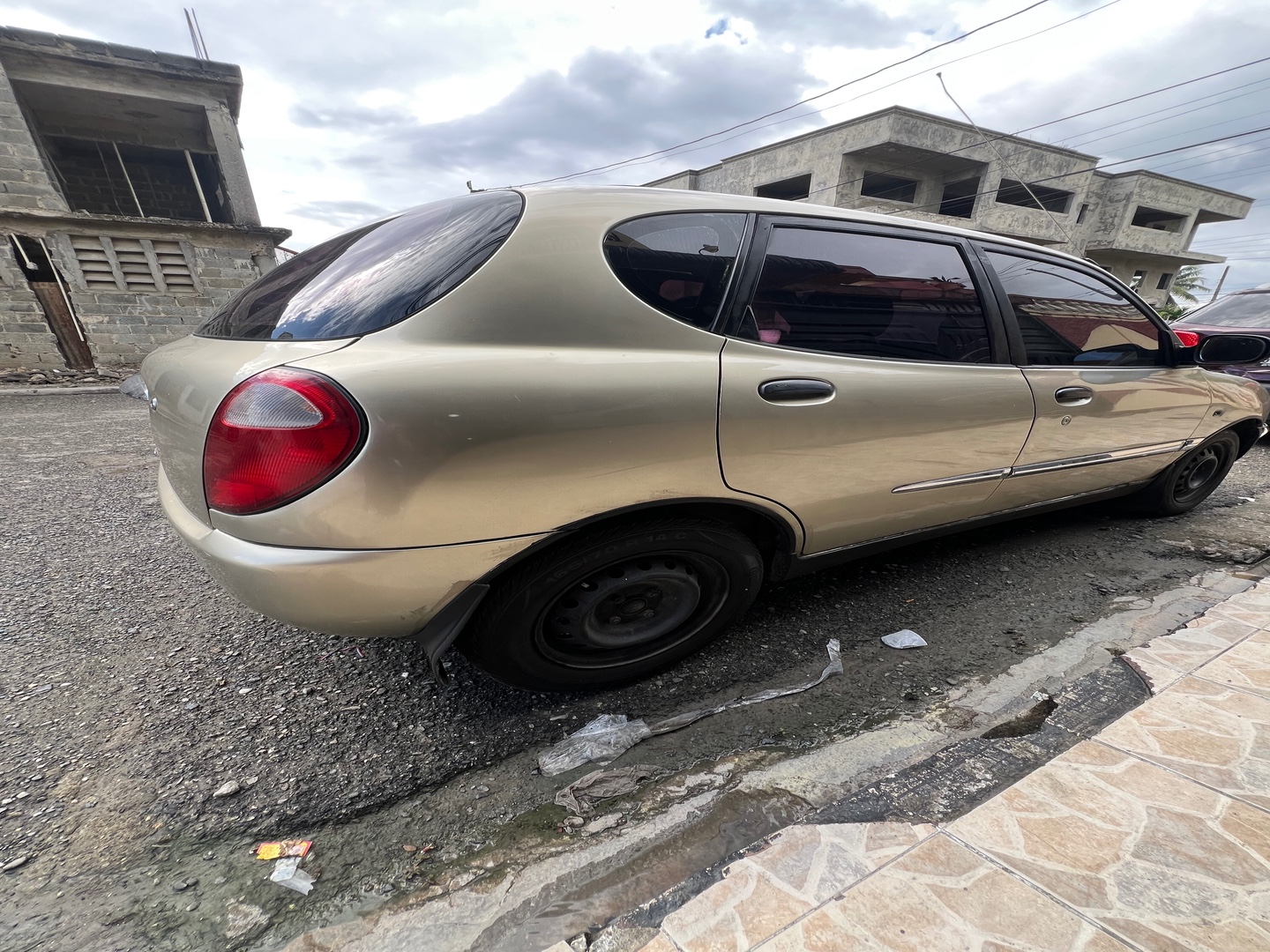 carros - Toyota duet venta  9