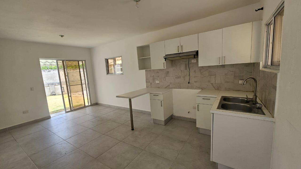 casas - Rento Casa de 2 habitaciones. Punta Cana 6