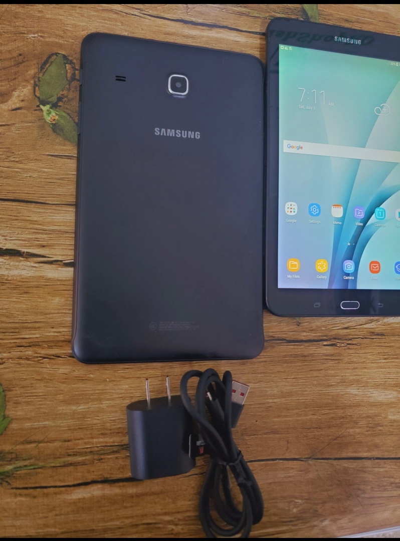 celulares y tabletas - Samsung Galaxy Tab E 1