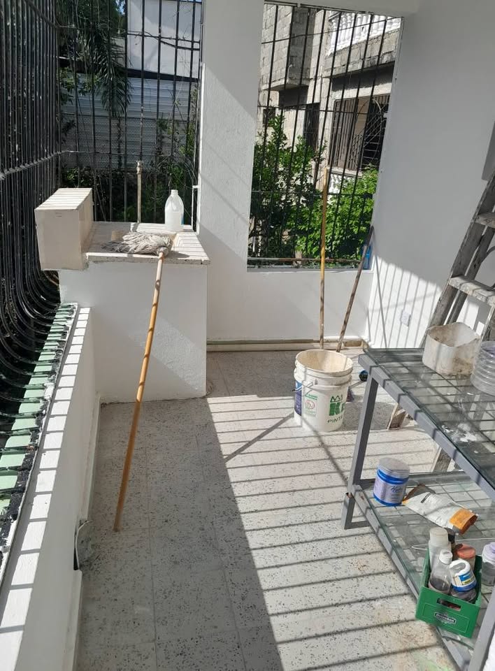 casas - Casa De 4 Hab. 1 Baño, Prox. León Jiménez, 27 De F 7
