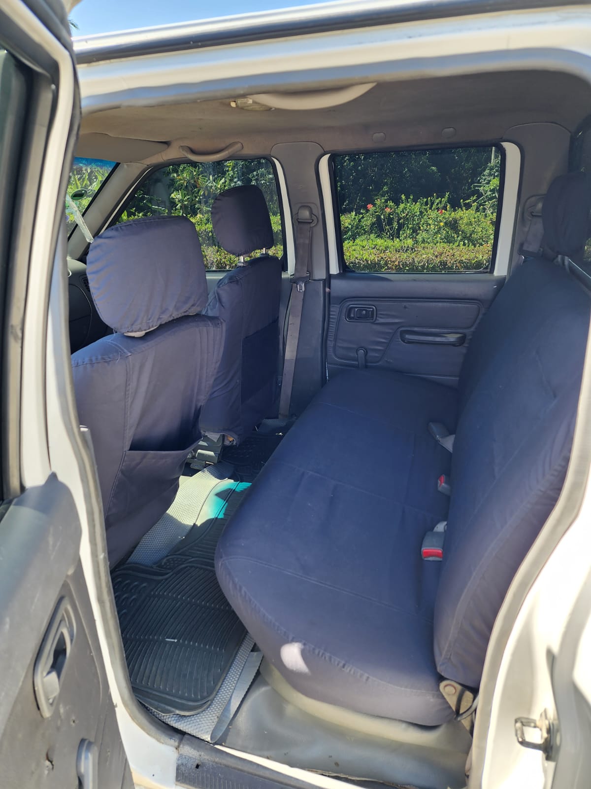 jeepetas y camionetas - 🚙 Nissan Frontier 4x4 2012 – Diesel, Doble Cabina 4
