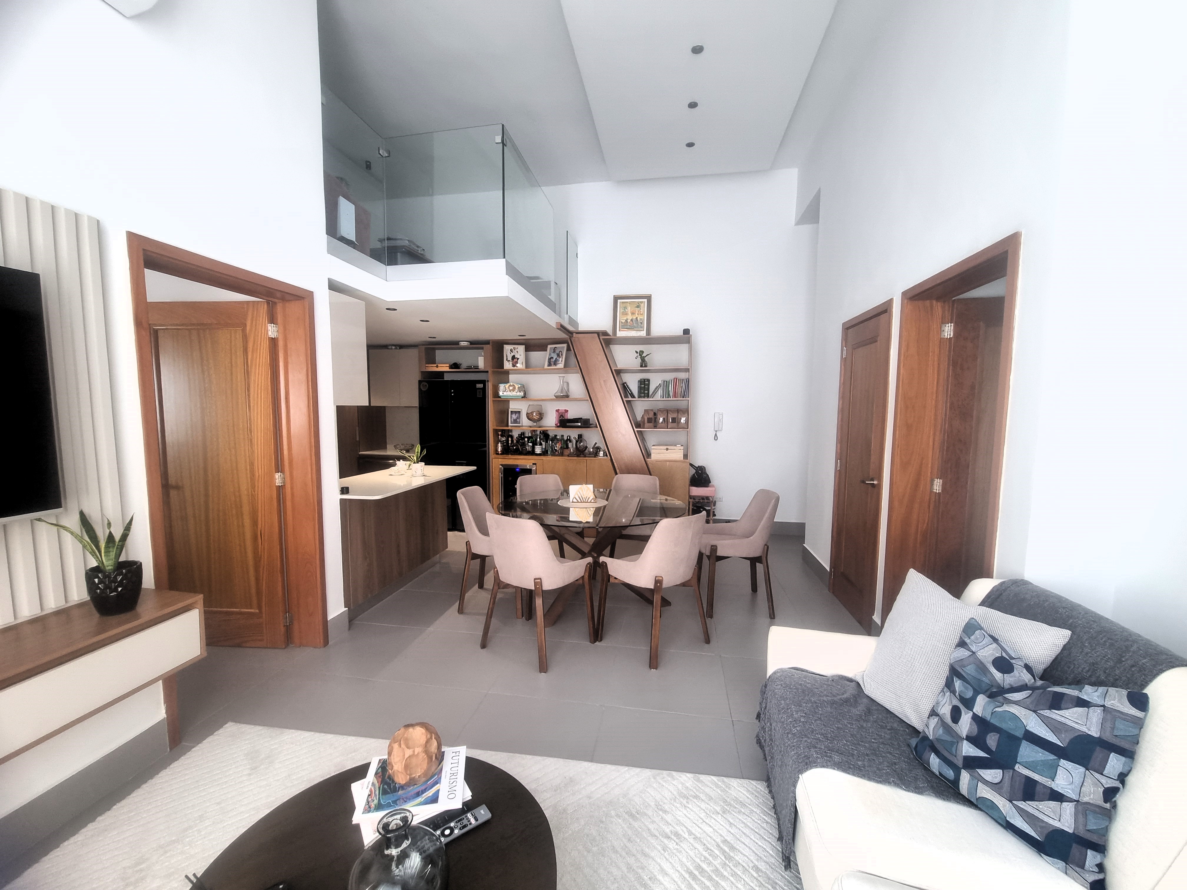 apartamentos - Venta Apartamento en NACO, amueblado, piso alto 3