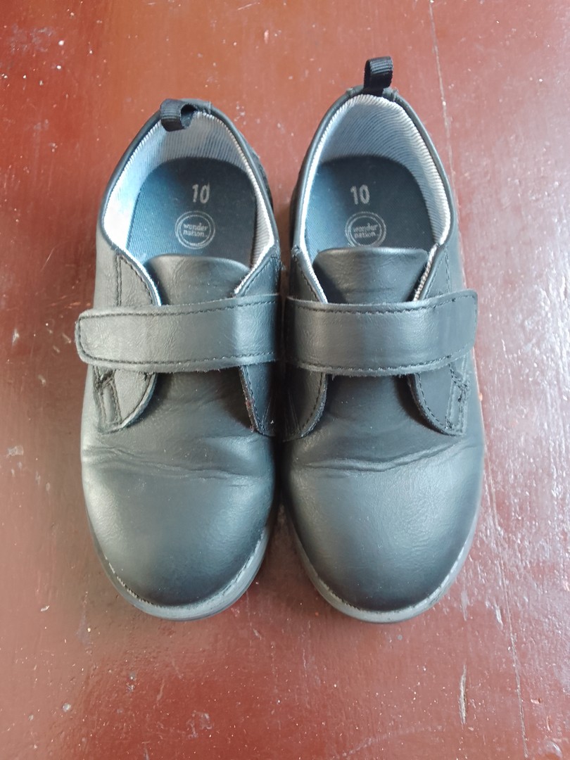ropa y zapatos - Zapatos casi nuevos para niños de 4 a 6 años 4