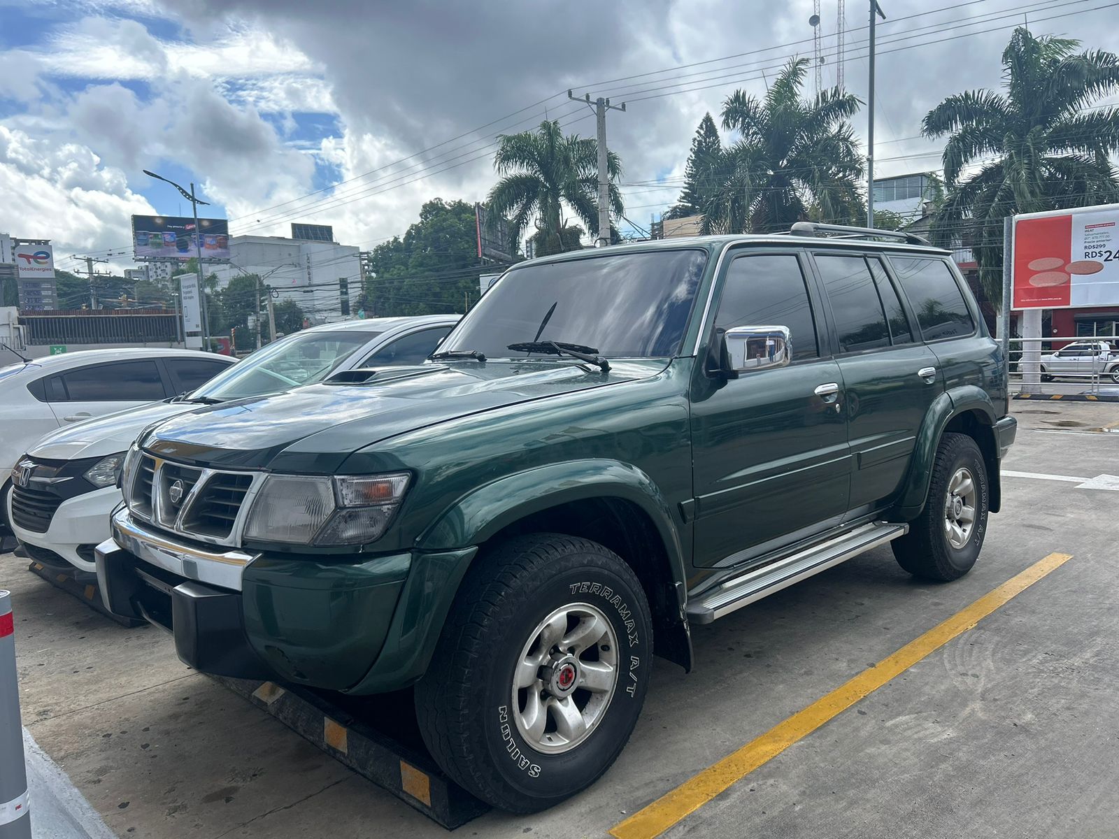 jeepetas y camionetas - Nissan Patrol 00 0
