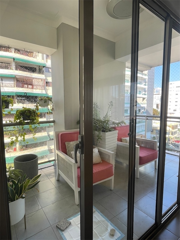 apartamentos - Venta de apartamento ubicado en naco Distrito nacional con 266mts piscina 6