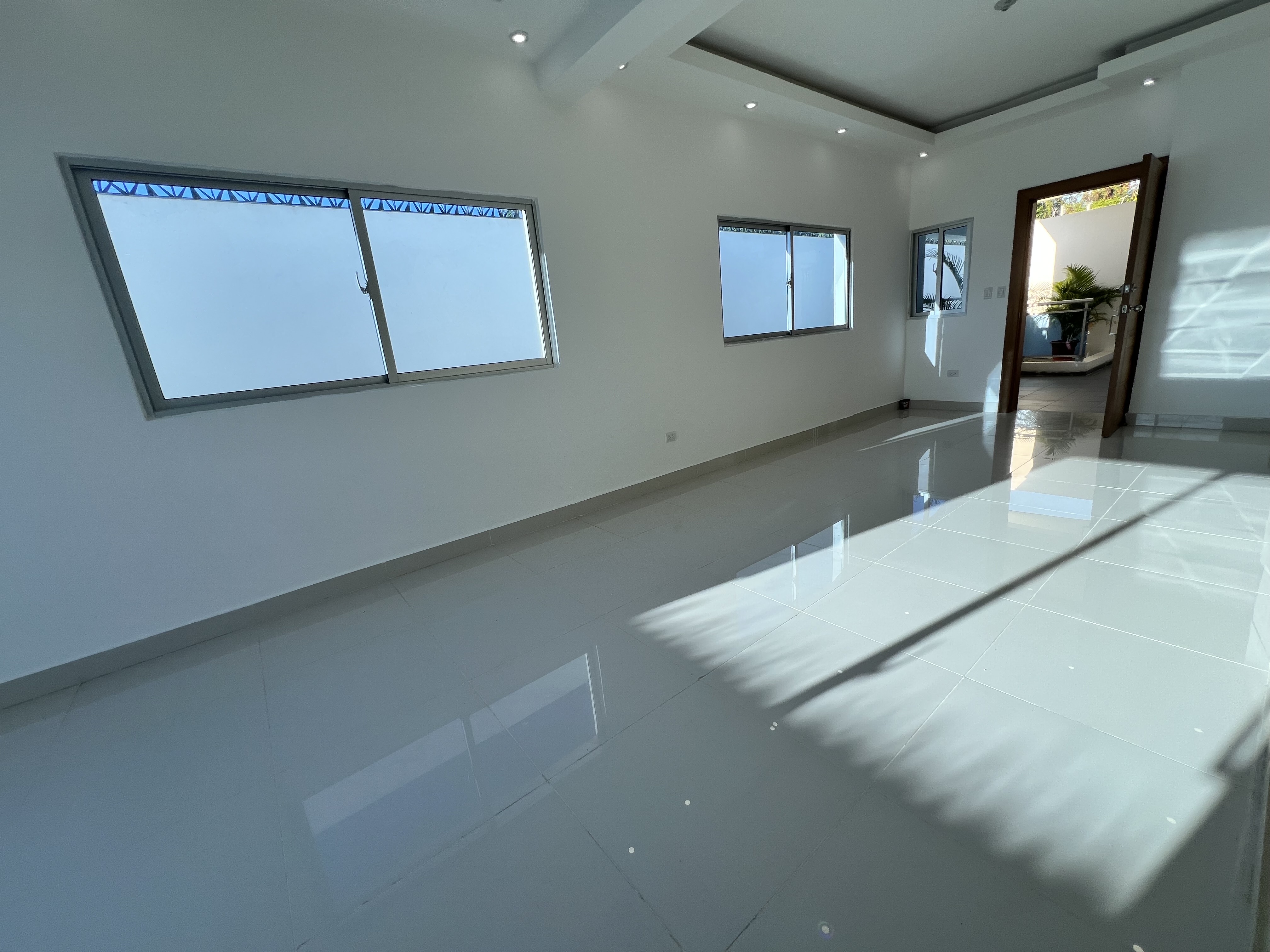casas - venta de casa en la autopista de san isidro brisa oriental Santo Domingo este  6