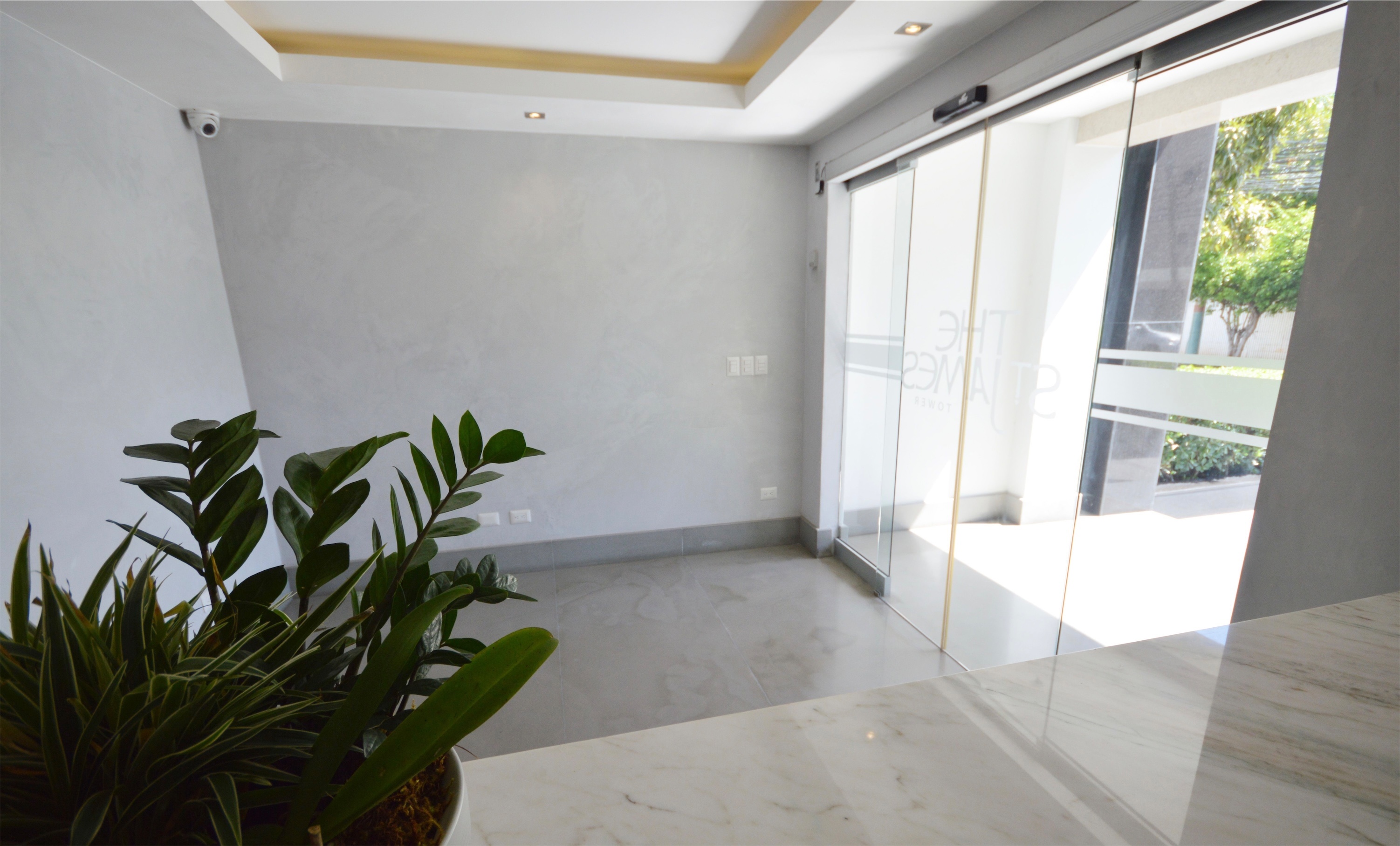 oficinas y locales comerciales - Piantini torre corporativa 6,100m2 150 parqueos 5