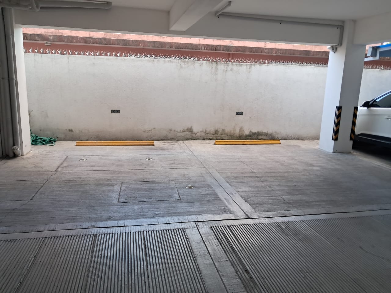 apartamentos - Se alquila amplio apartamento en Los Restauradores 1