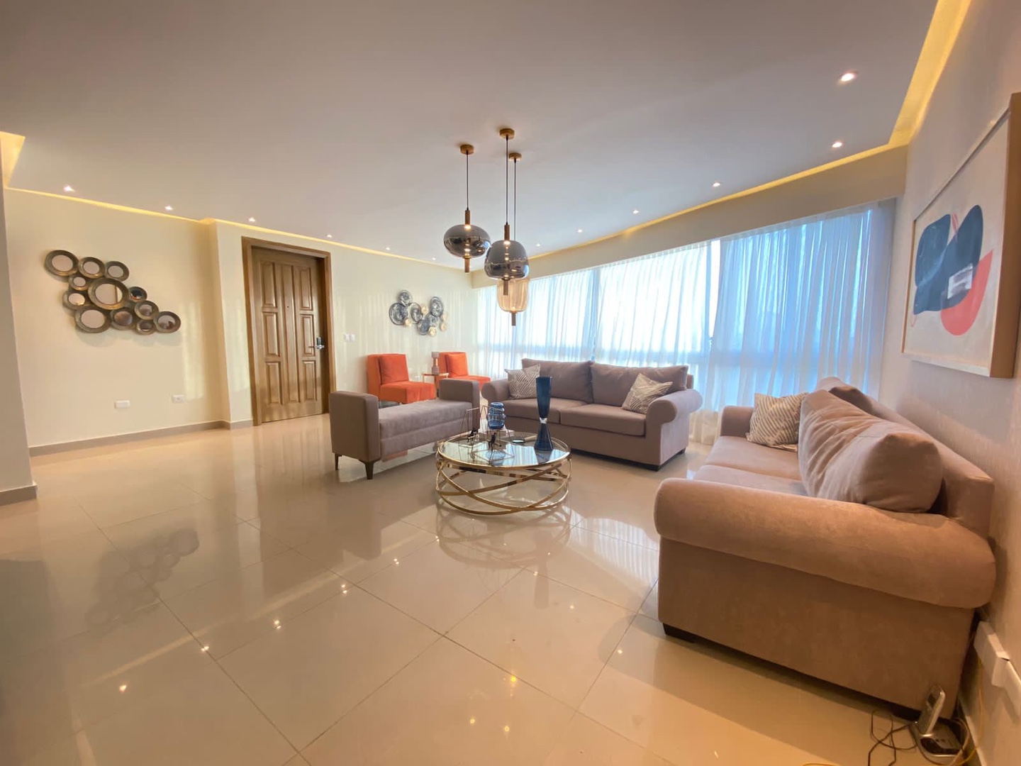 apartamentos - Venta de amplio apartamento en el Renacimiento de 257mts Distrito nacional  0