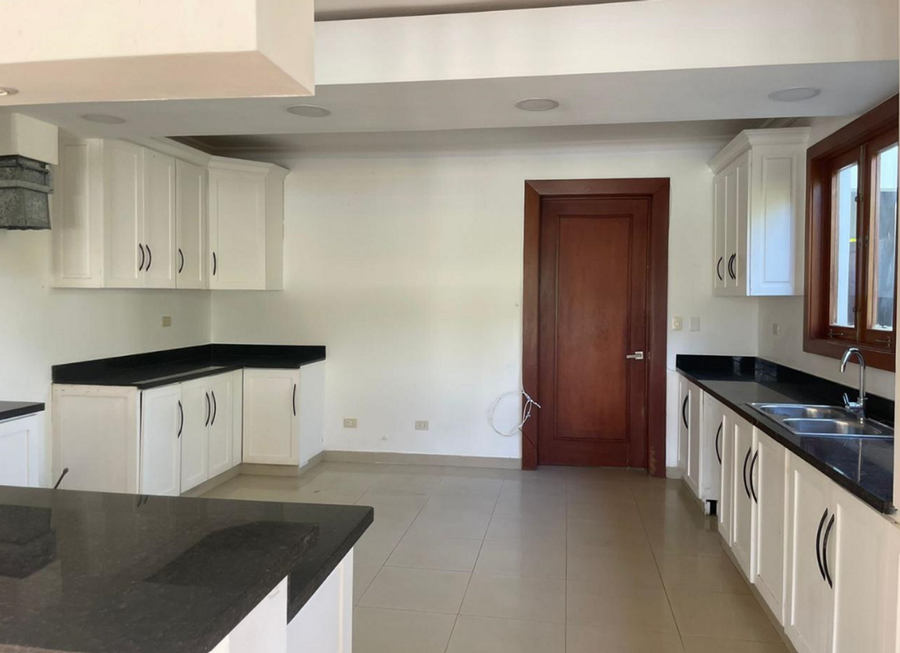 casas vacacionales y villas - Villa las Laguna en Cap Cana Oportunidad  4