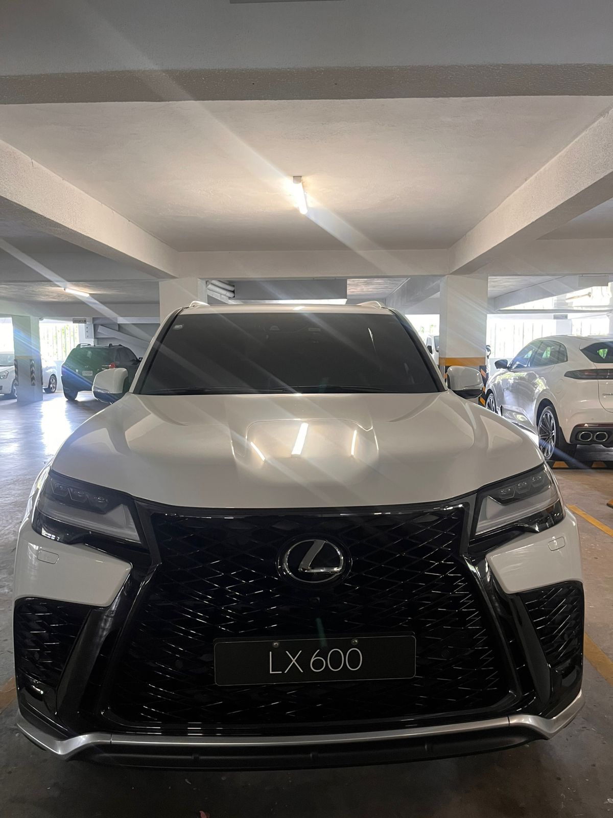 jeepetas y camionetas - SE VENDE: Lexus COMO NUEVO 1