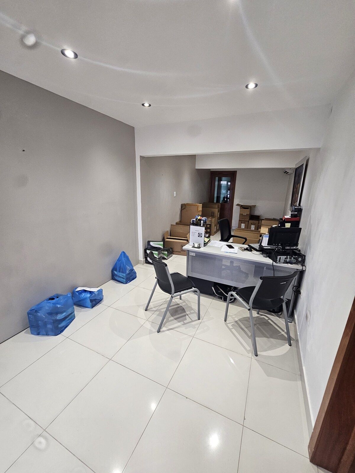 oficinas y locales comerciales - Alquiler de Local en Miraflores 1