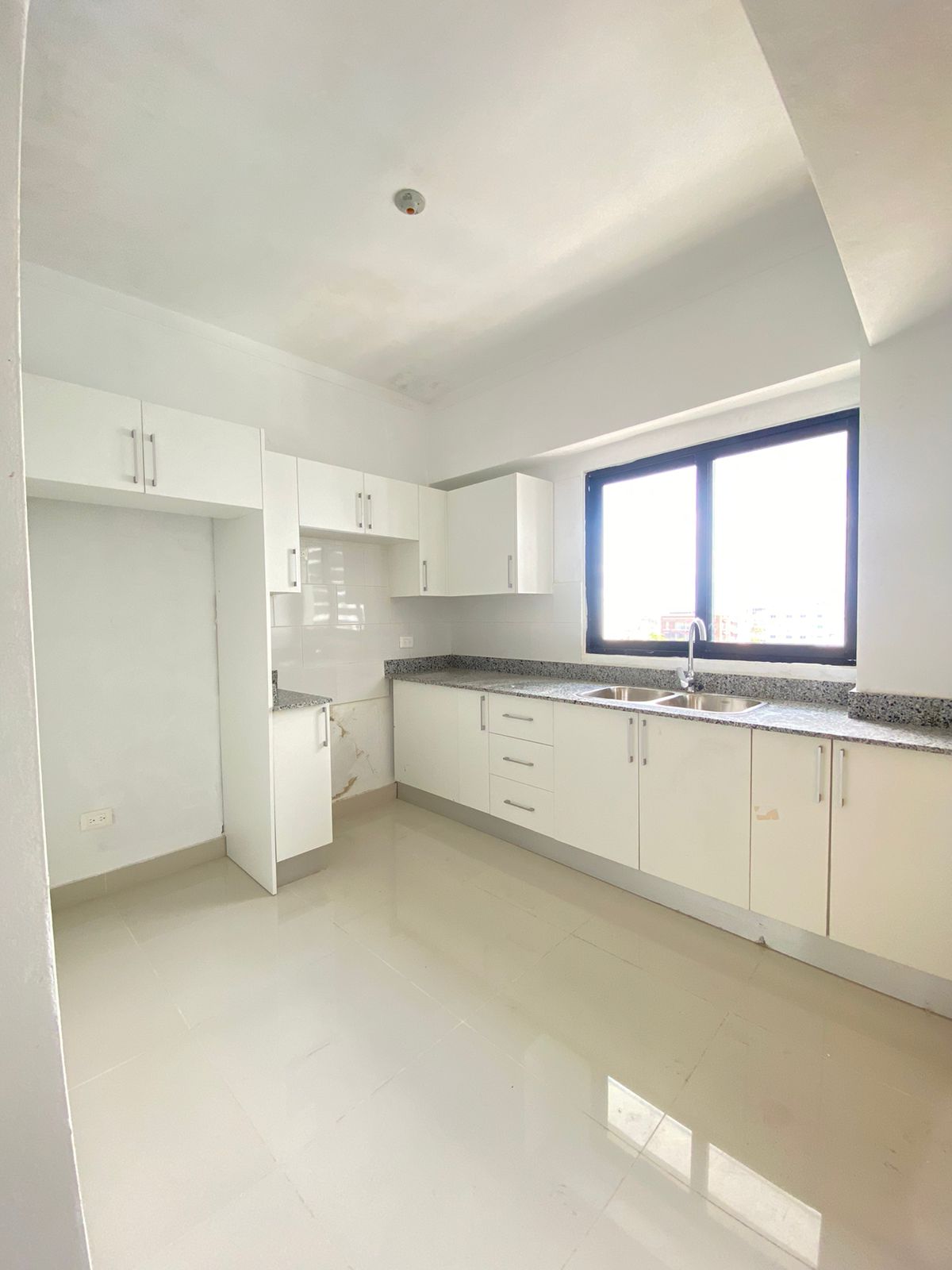 apartamentos - Hermoso apartamento nuevo en Venta Urb. Real 5