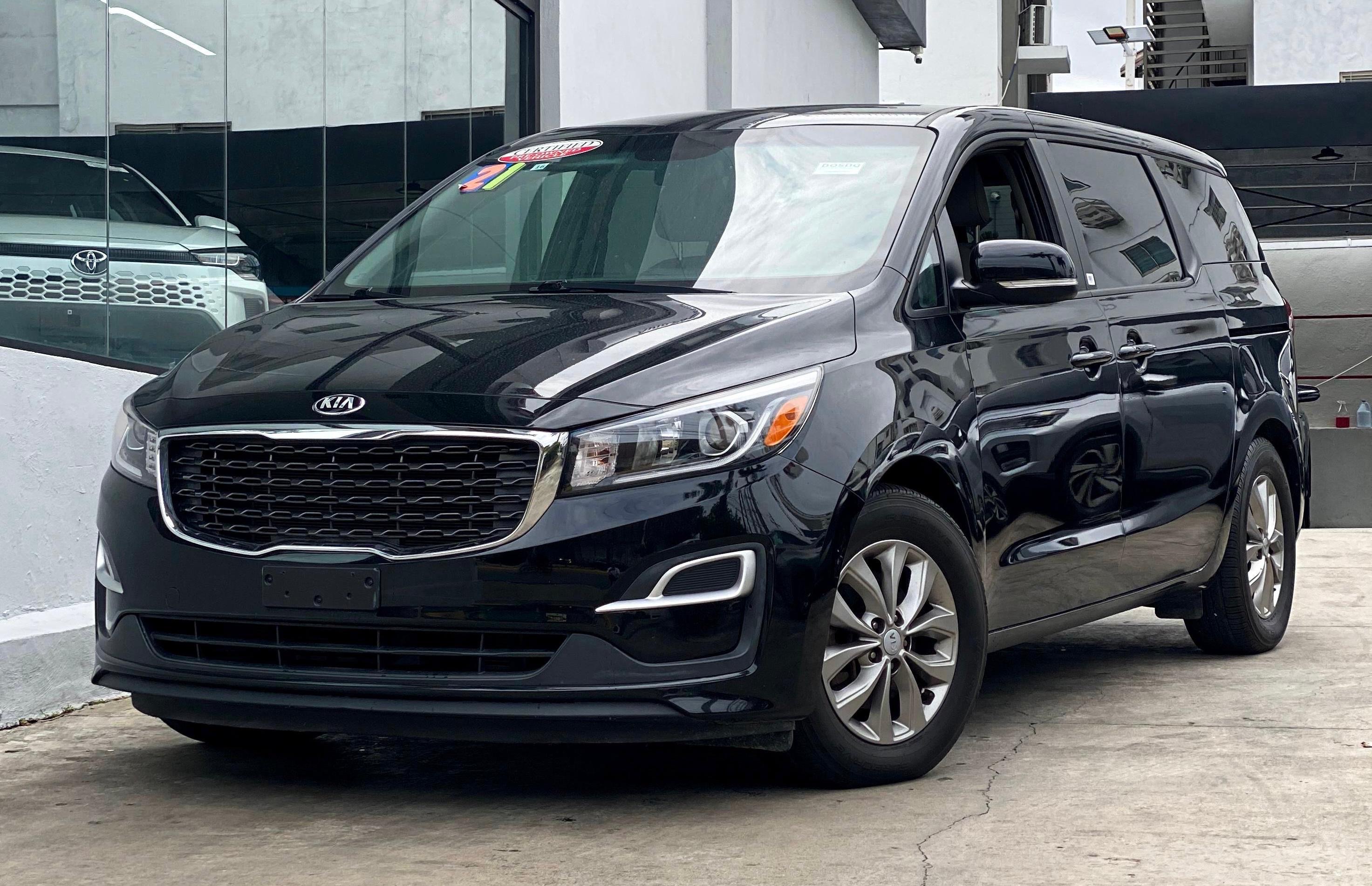 jeepetas y camionetas - Kia Sedona LX 2021 NO IMPORTA EL CRÉDITO  0