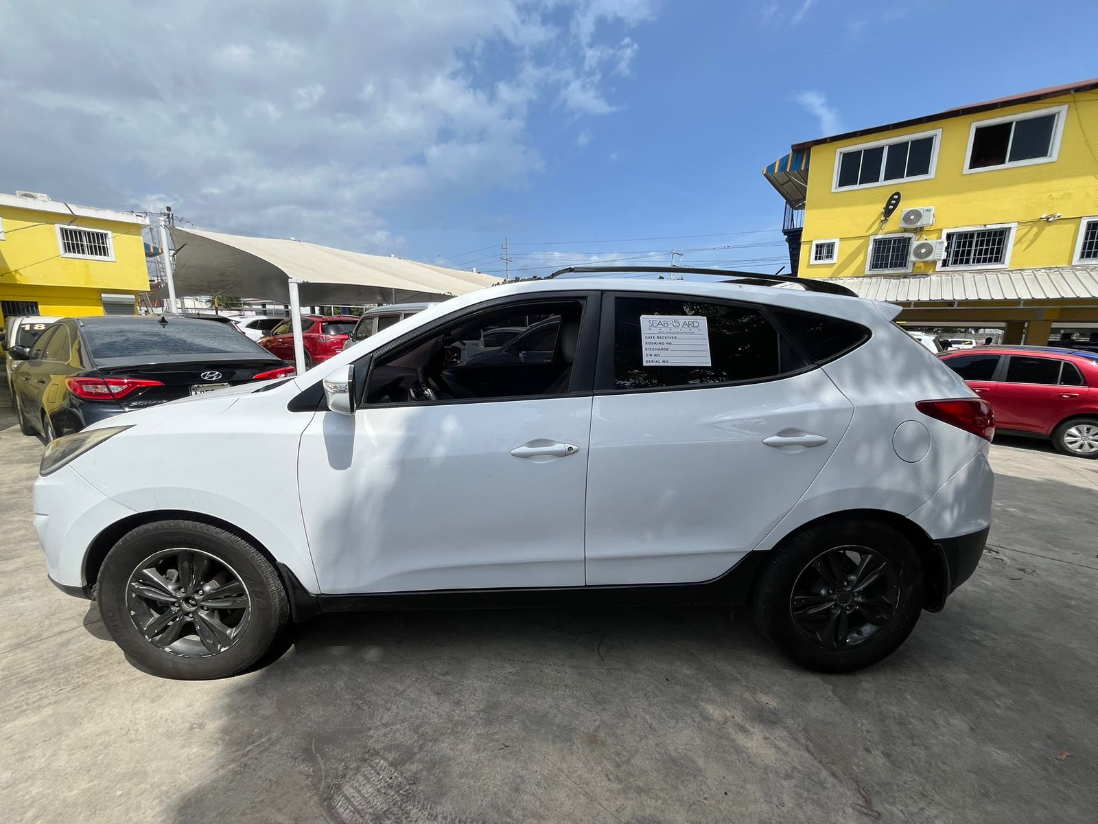 jeepetas y camionetas - Hyundai Tucson 2011 600,000 NEGOCIABLE  2