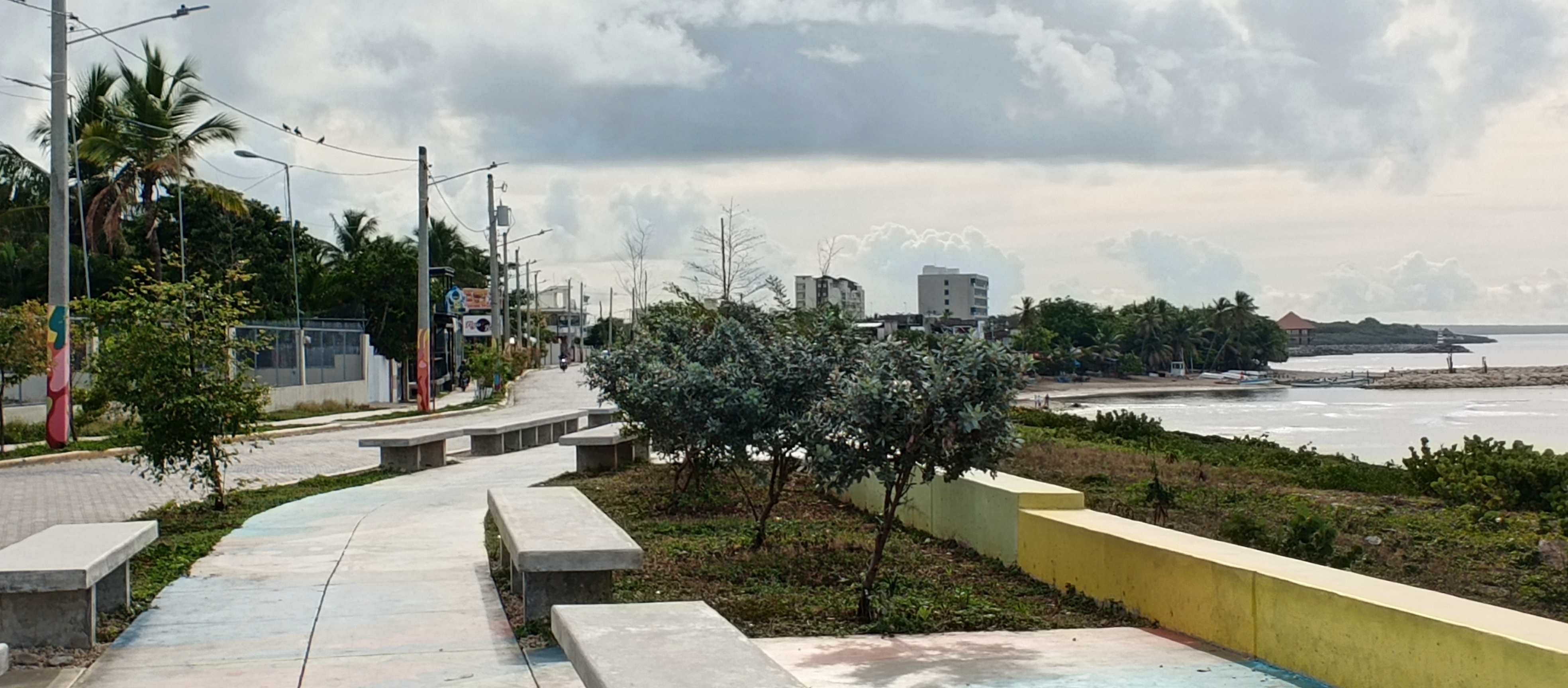 solares y terrenos - OFERTA POR EL MES DE LAS MADRES SEPARACIÓN RD$25,000,  6