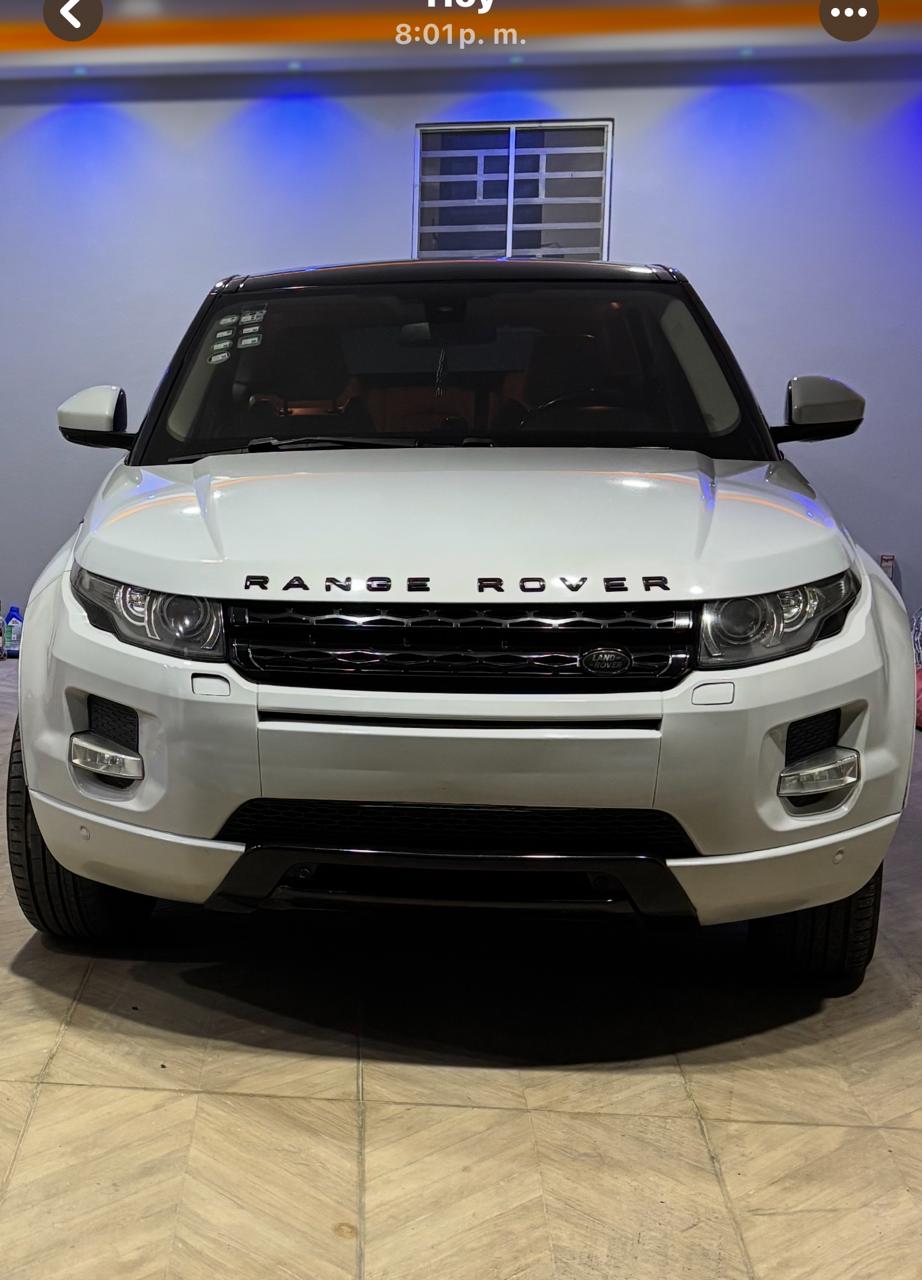 jeepetas y camionetas - Land Rover 2015 la más nueva del país 0