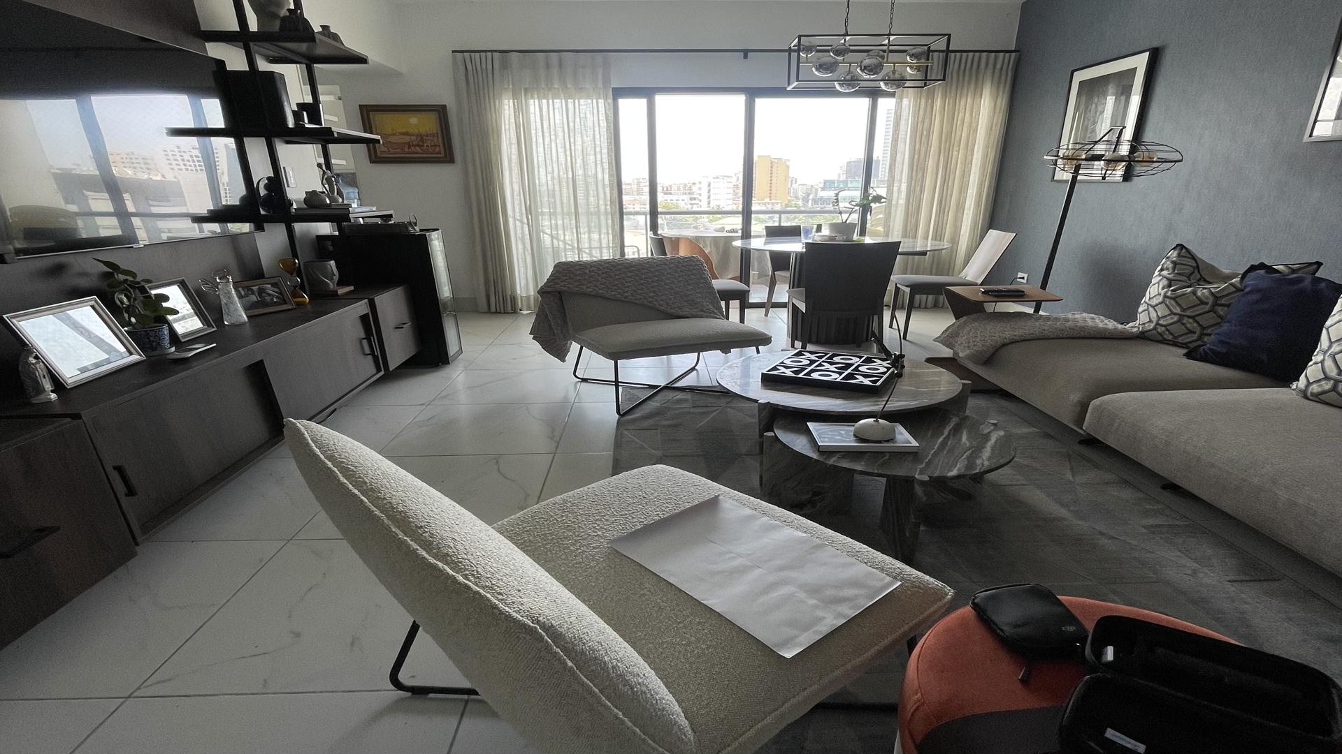 apartamentos - Venta de apto en piantini 0