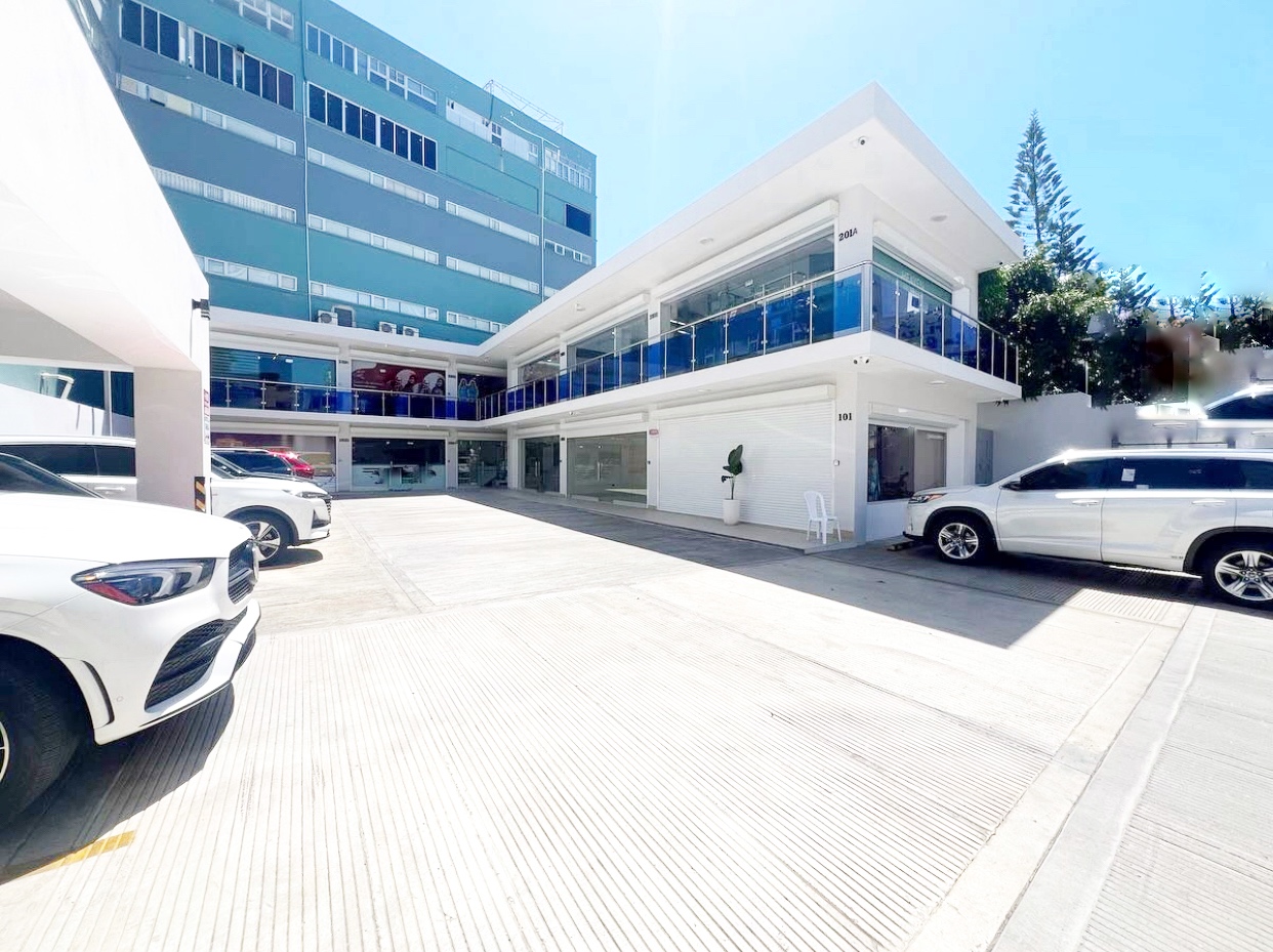 oficinas y locales comerciales - Local céntrico en Bella vista  1