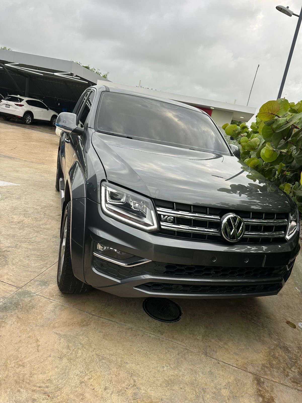 jeepetas y camionetas - Dueño unico vende  0