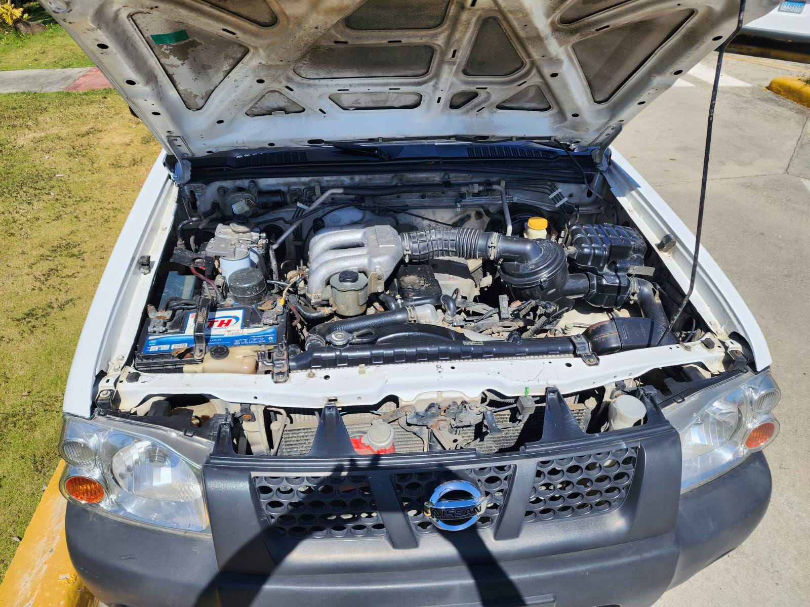 jeepetas y camionetas - 🚙 Nissan Frontier 4x4 2012 – Diesel, Doble Cabina 5