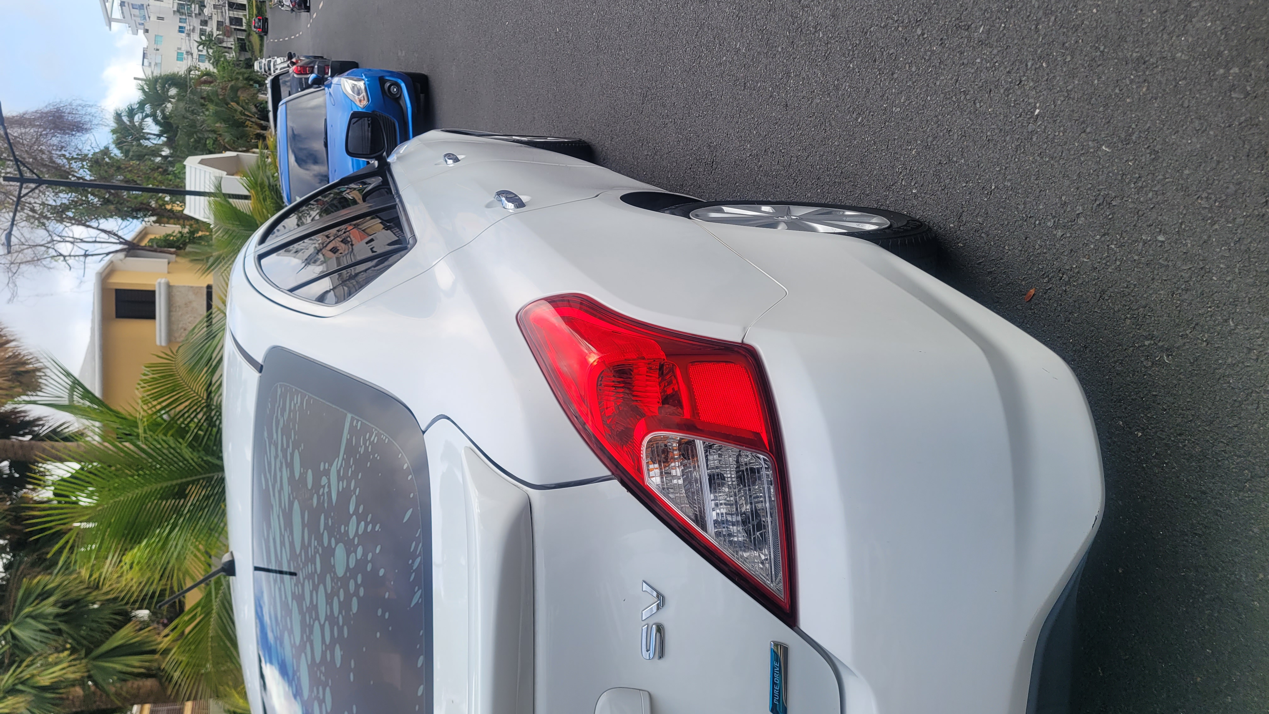 carros - Nissan Versa SV 2016
Guía multifuncional
)(Sistema ECO
 4