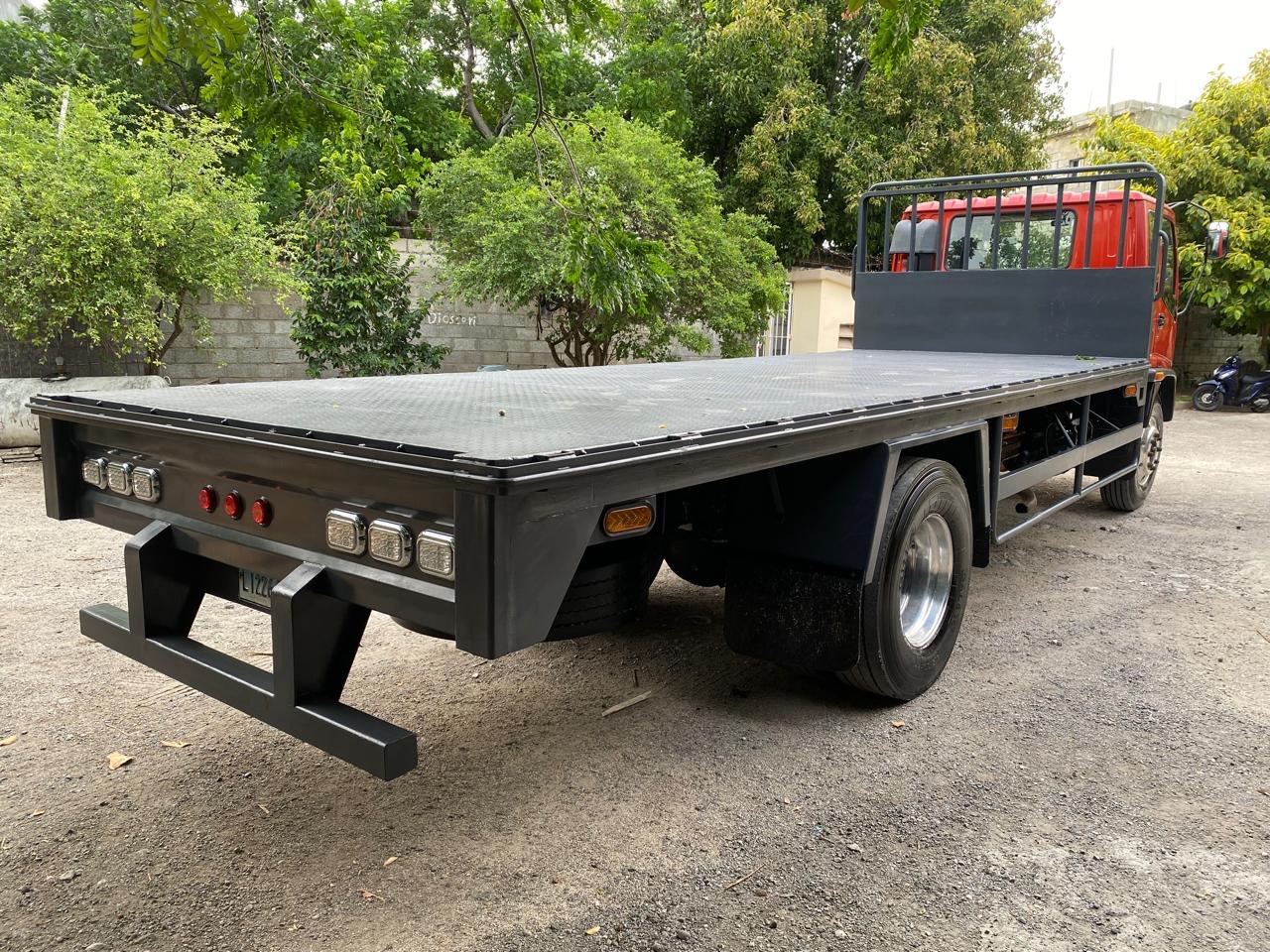 camiones y vehiculos pesados - Camión Isuzu FTR 4