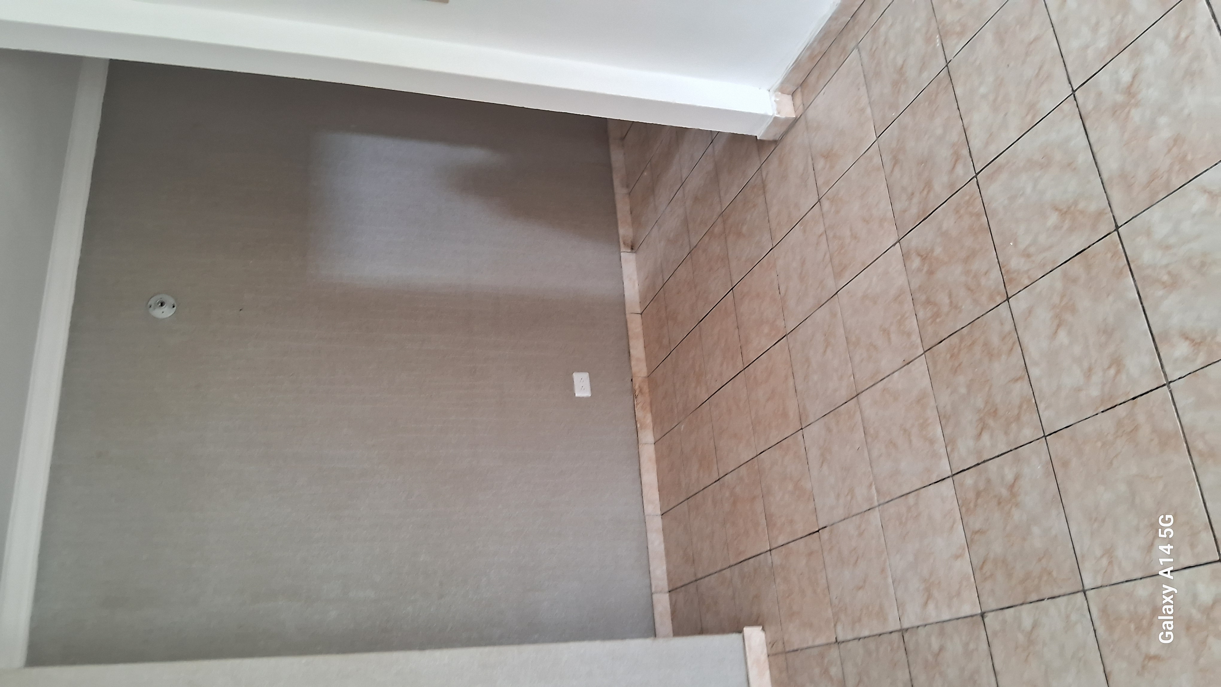 apartamentos - Ave. Republica de Colombia. hermoso y tranquilo apto. 3er piso.  2