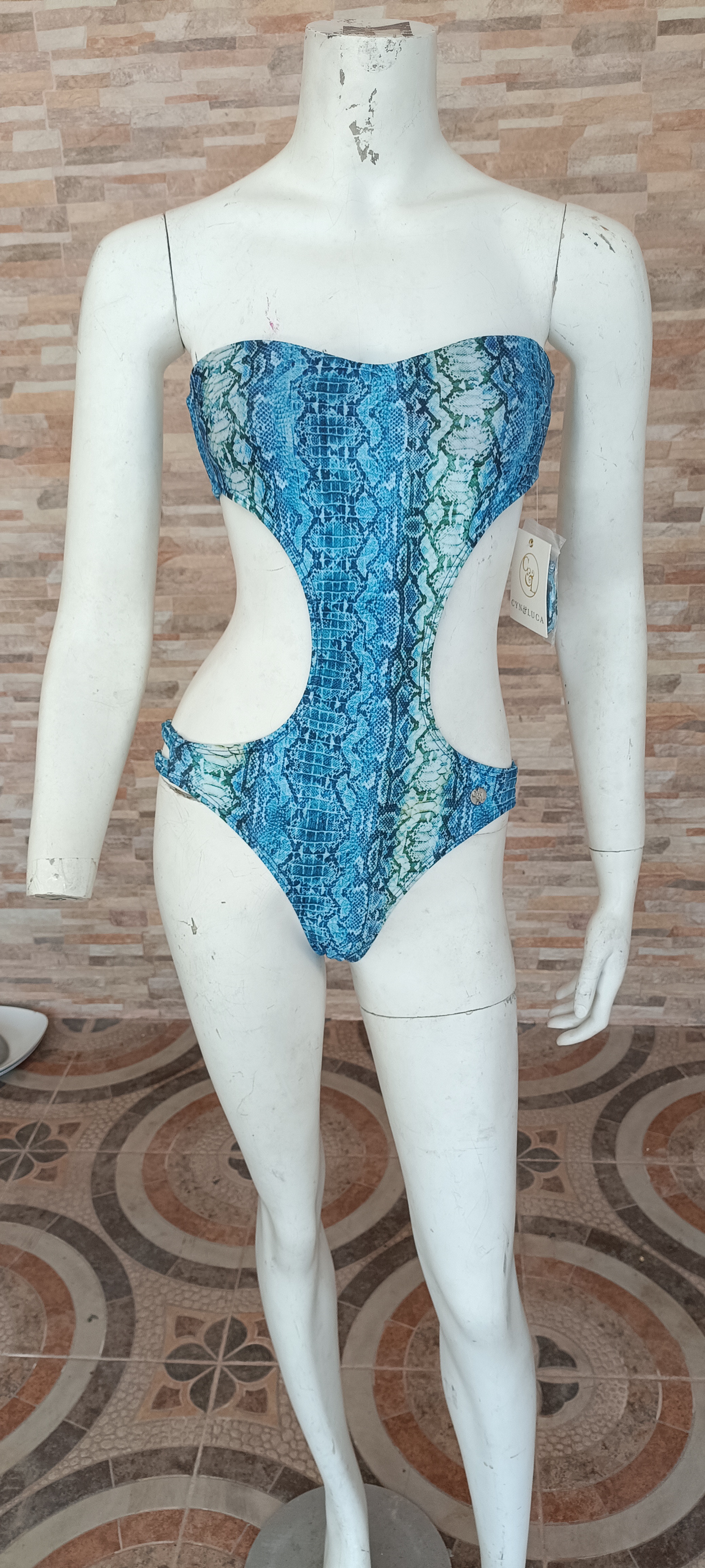 ropa para mujer - traje de baños variados 4