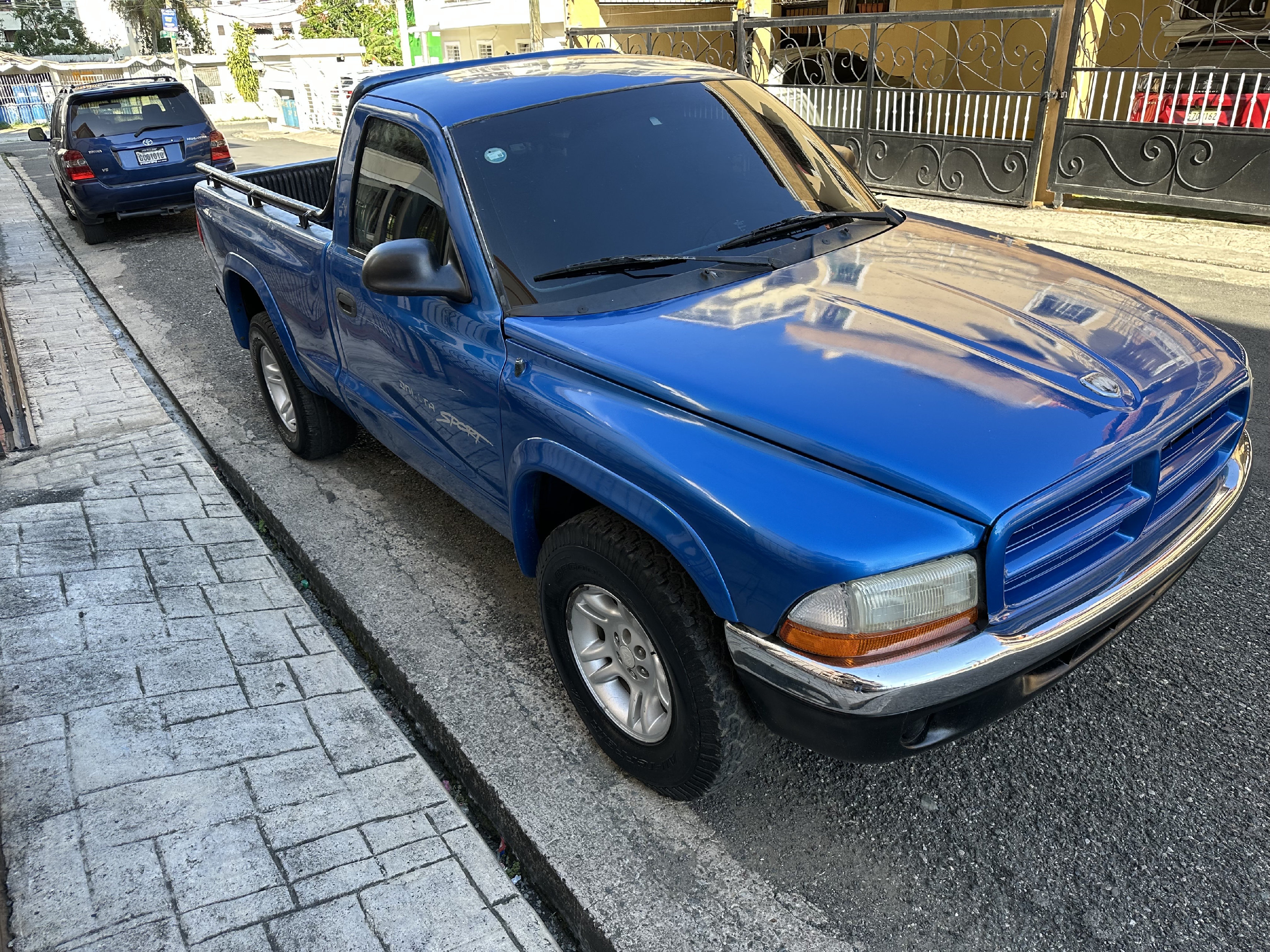 jeepetas y camionetas - Camioneta Dodge Dakota 2001 2