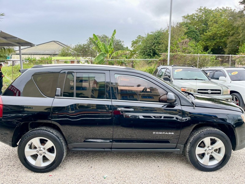 jeepetas y camionetas - Jeep compass 2014 4