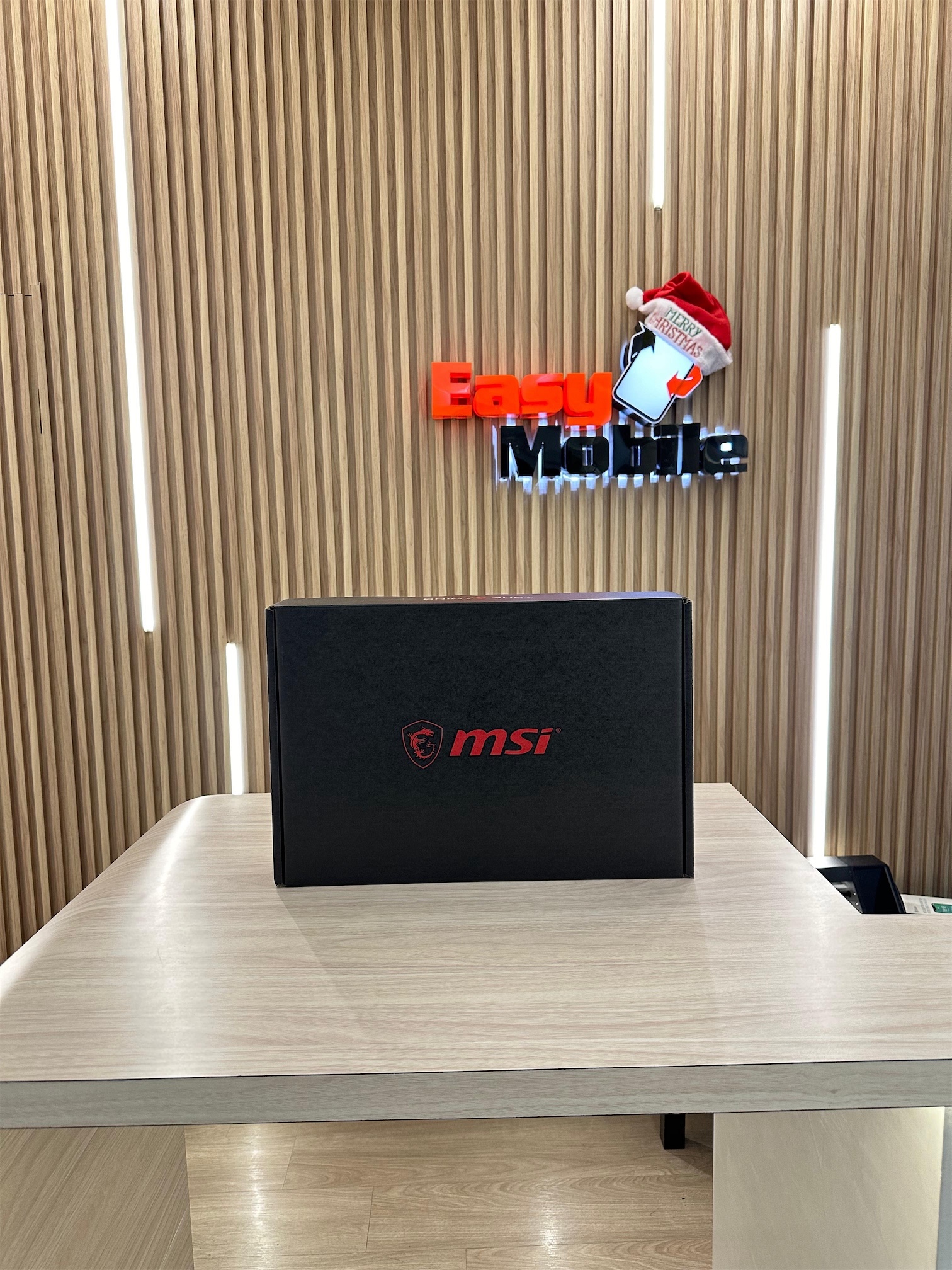 computadoras y laptops - MSI GF63 THIN 15.6" 144Hz i5-11400H 512GB SSD 16GB RAM RTX-3050 SELLADA 