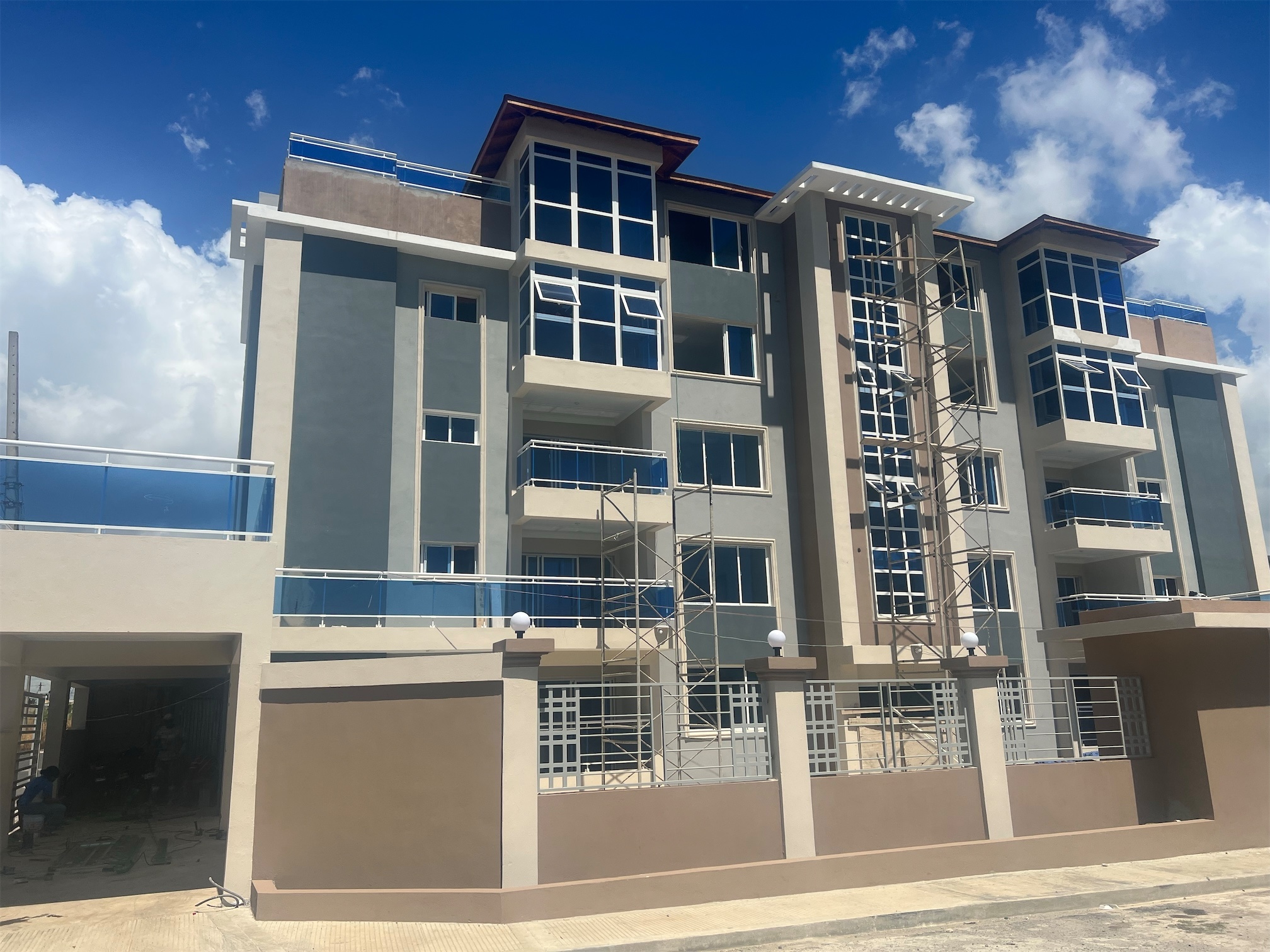apartamentos - Venta de apartamentos con 130mts en la autopista de san Isidro prado oriental