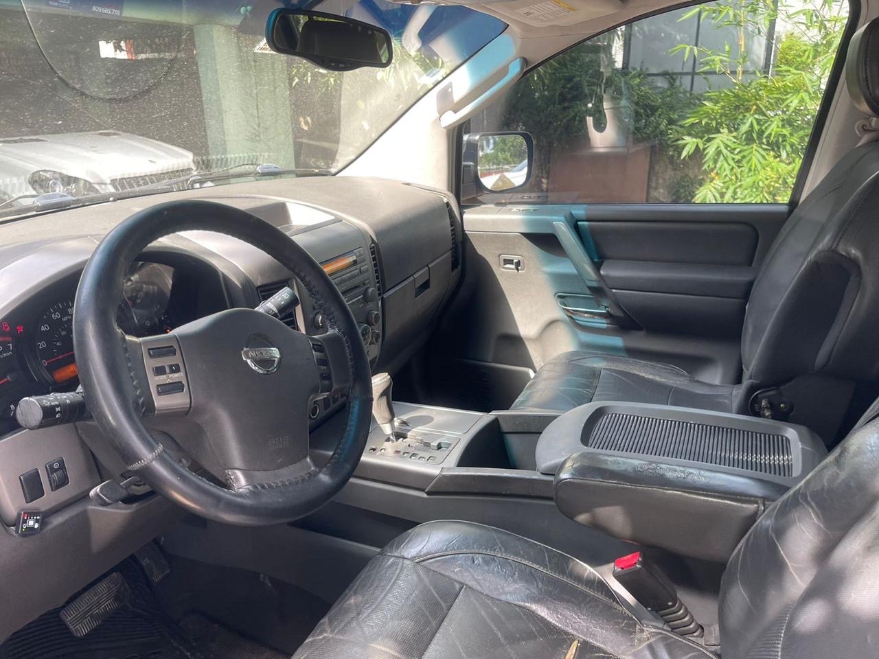 jeepetas y camionetas - Nissan Armada SE 2005 6
