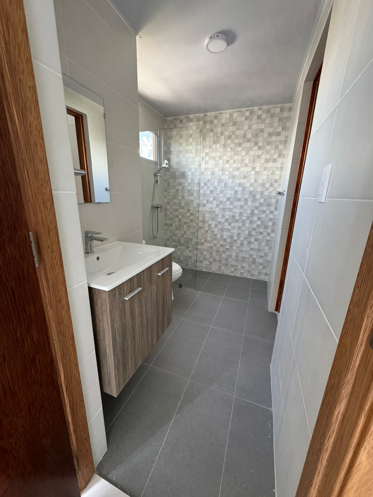 apartamentos - VENDO Piso 6 De Oportunidad En Zona Universitaria  7