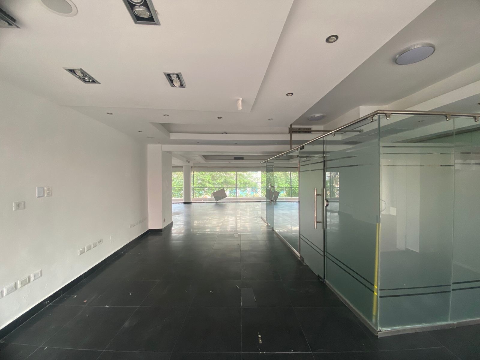 oficinas y locales comerciales - LOCAL COMERCIAL  2