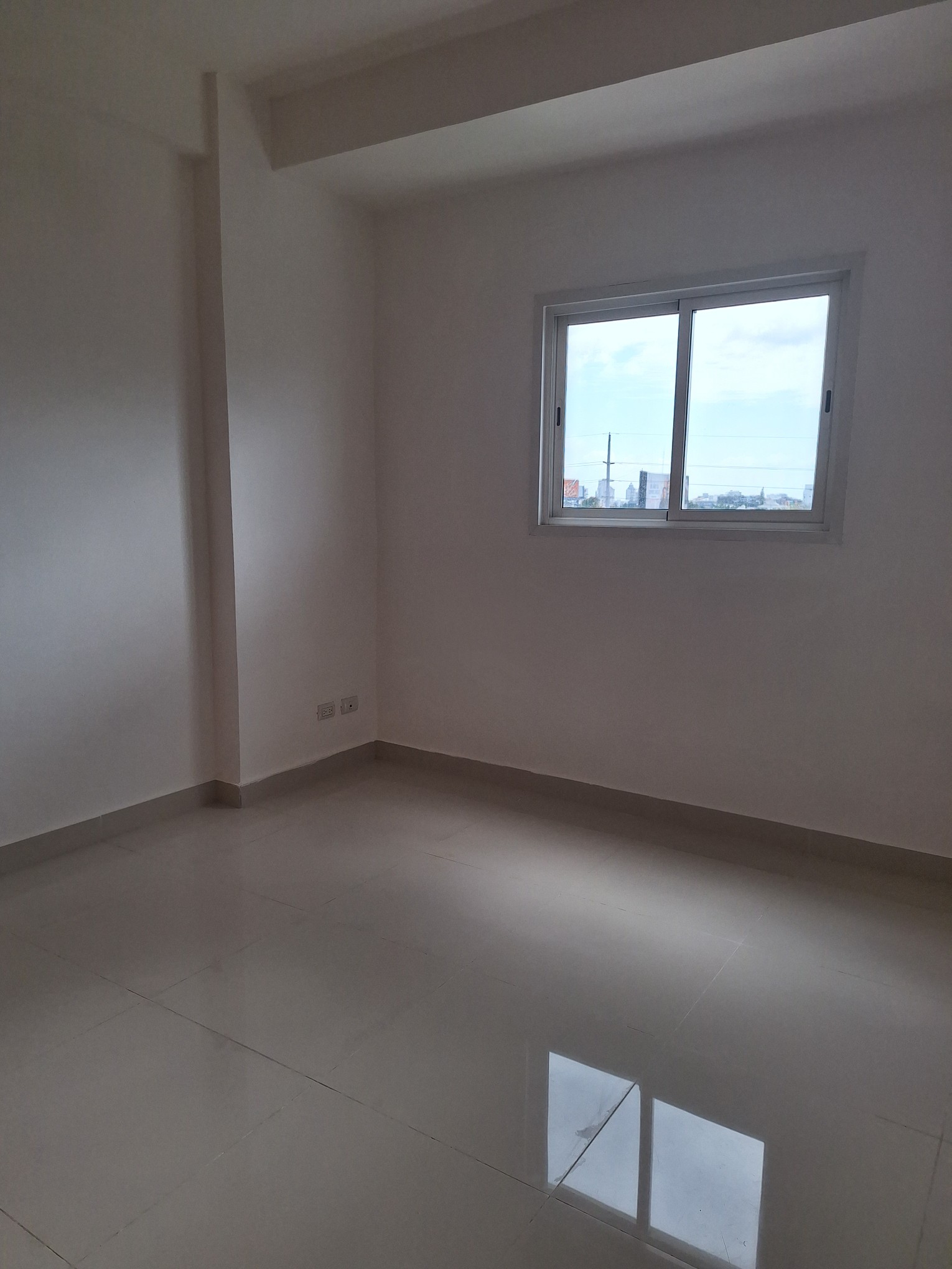 apartamentos - Rento apartamento sin amueblar millon 6