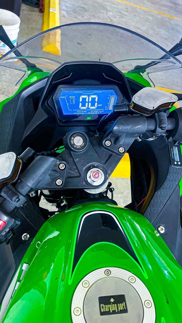 motores y pasolas - Motocicleta Eléctrica Motor RZ Fly 2024  3
