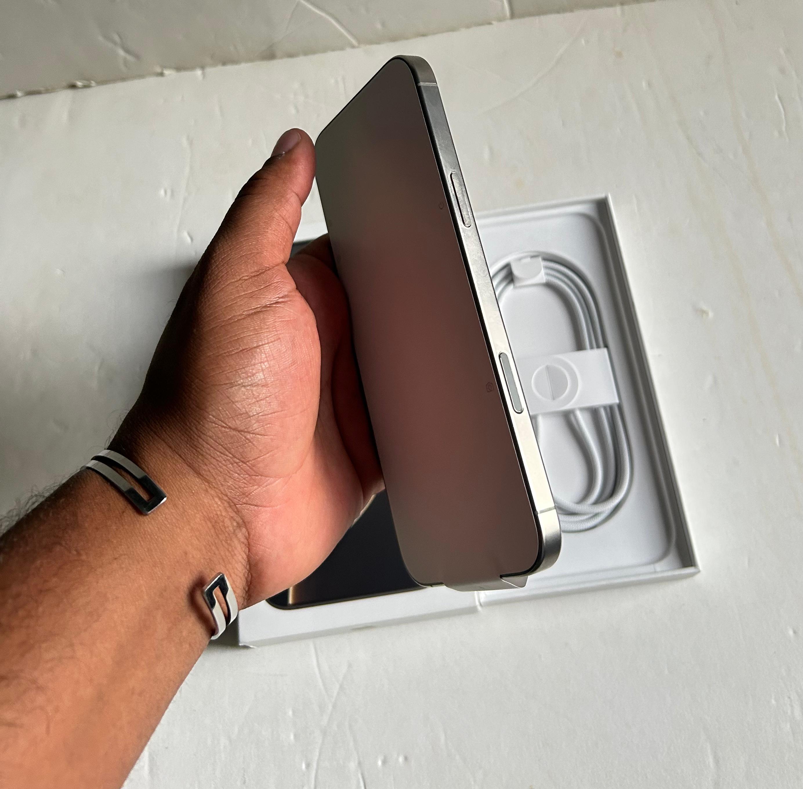 celulares y tabletas - Iphone 16 Pro Max, Natural Titanium. Desbloqueado 7