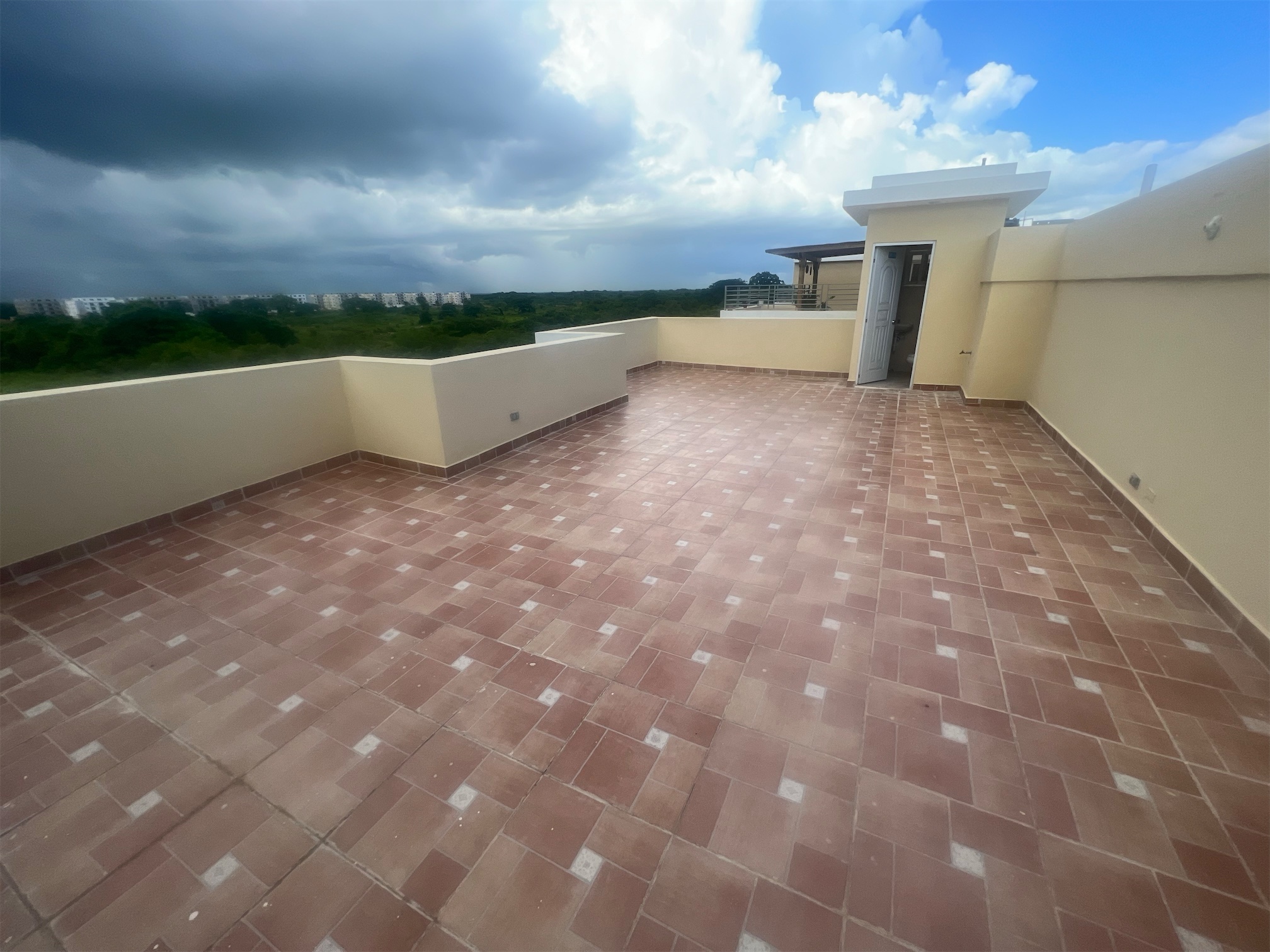 apartamentos - Venta de apartamentos de 156mts 4ta con terraza en la autopista de san Isidro  0