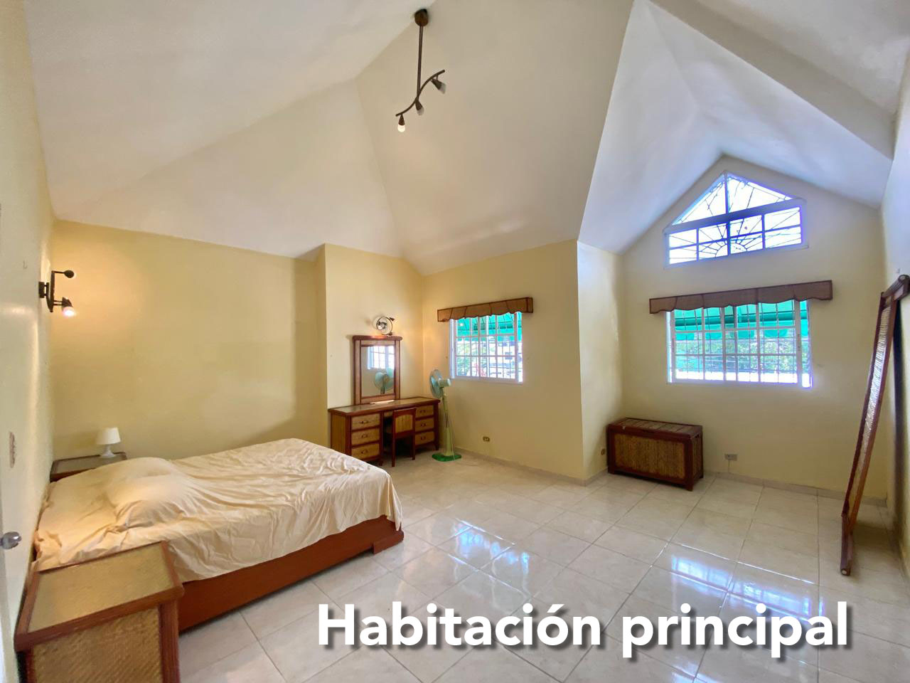 casas - Casa grande en Buena Vista 1ra 7